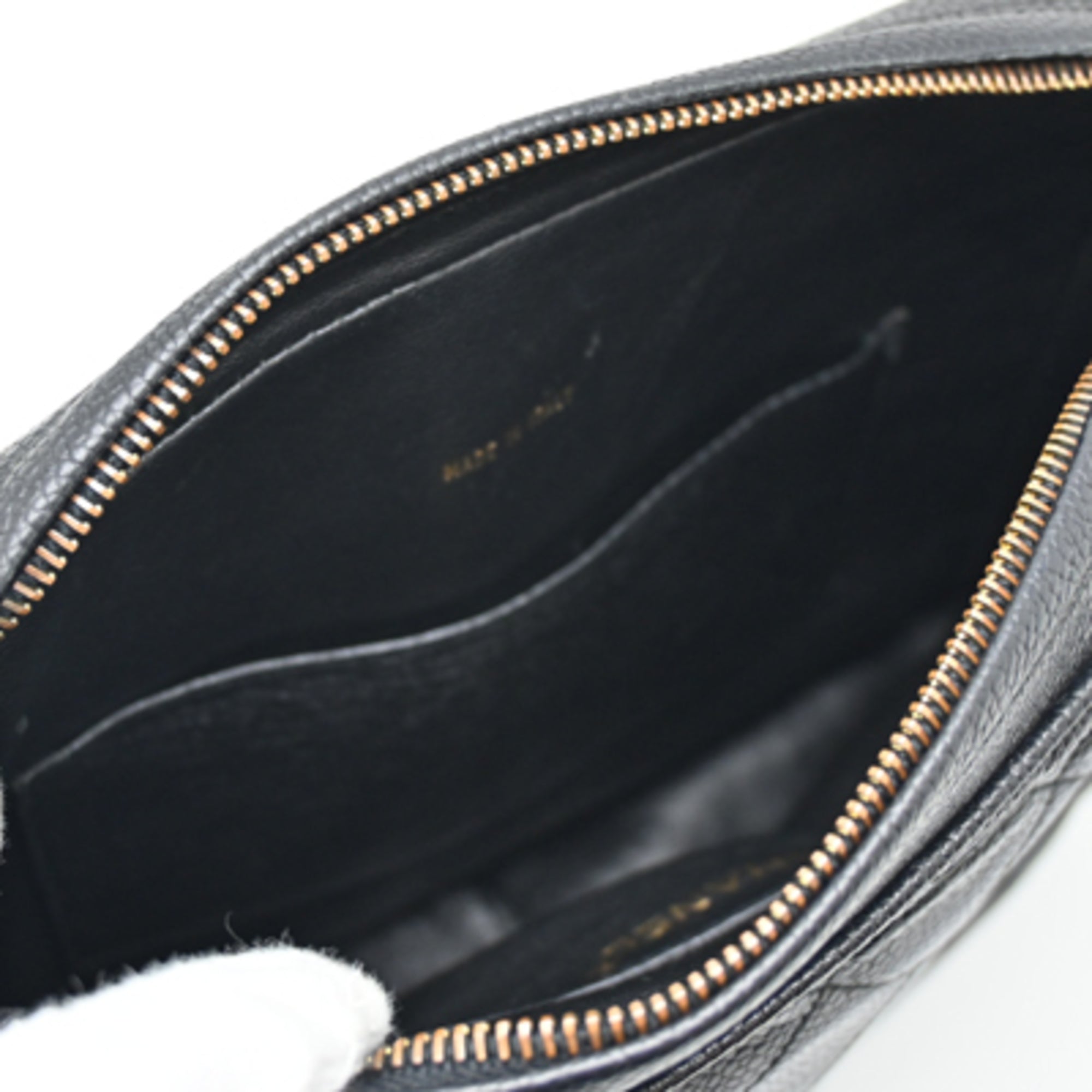 Chanel Black Grained Calfskin Shoulder Bag (Pre-Owned)