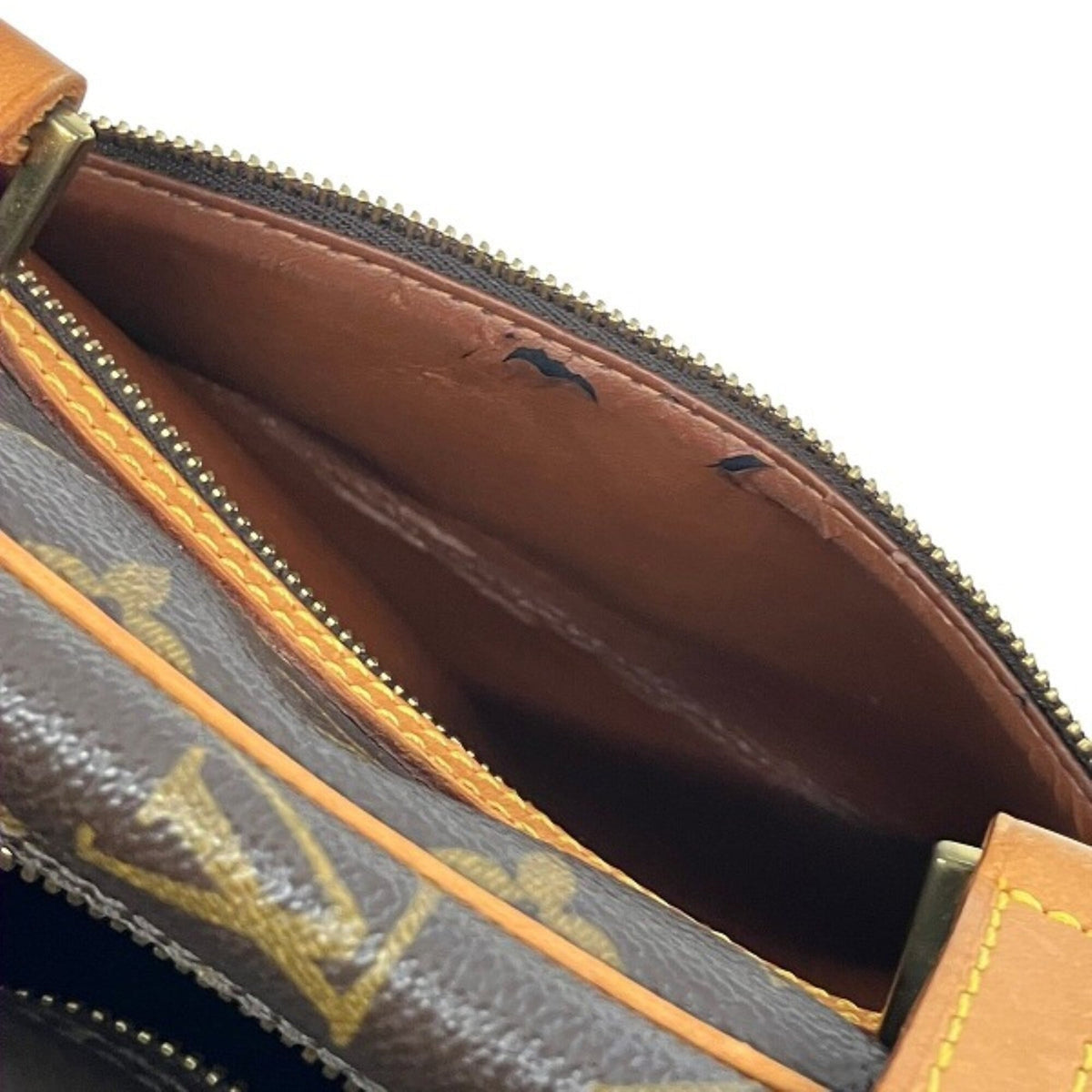 Louis Vuitton Monogram Brown Monogram Shoulder Bag (Pre-Owned)