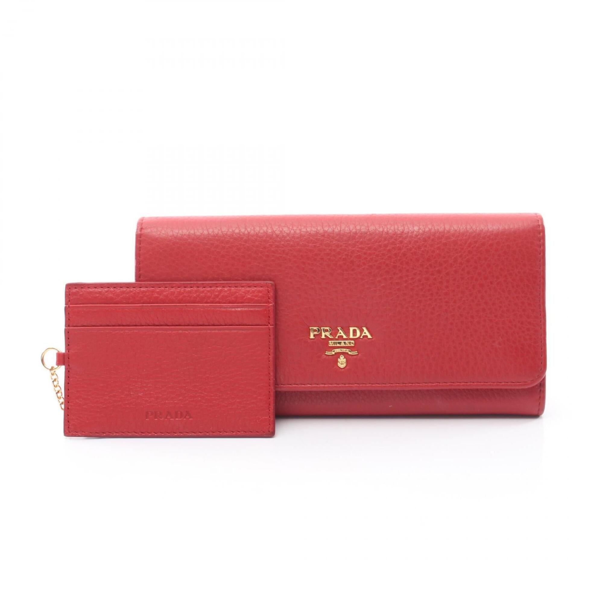 Prada Red Color Leather Long Wallet (Bi-Fold) (Pre-Owned)