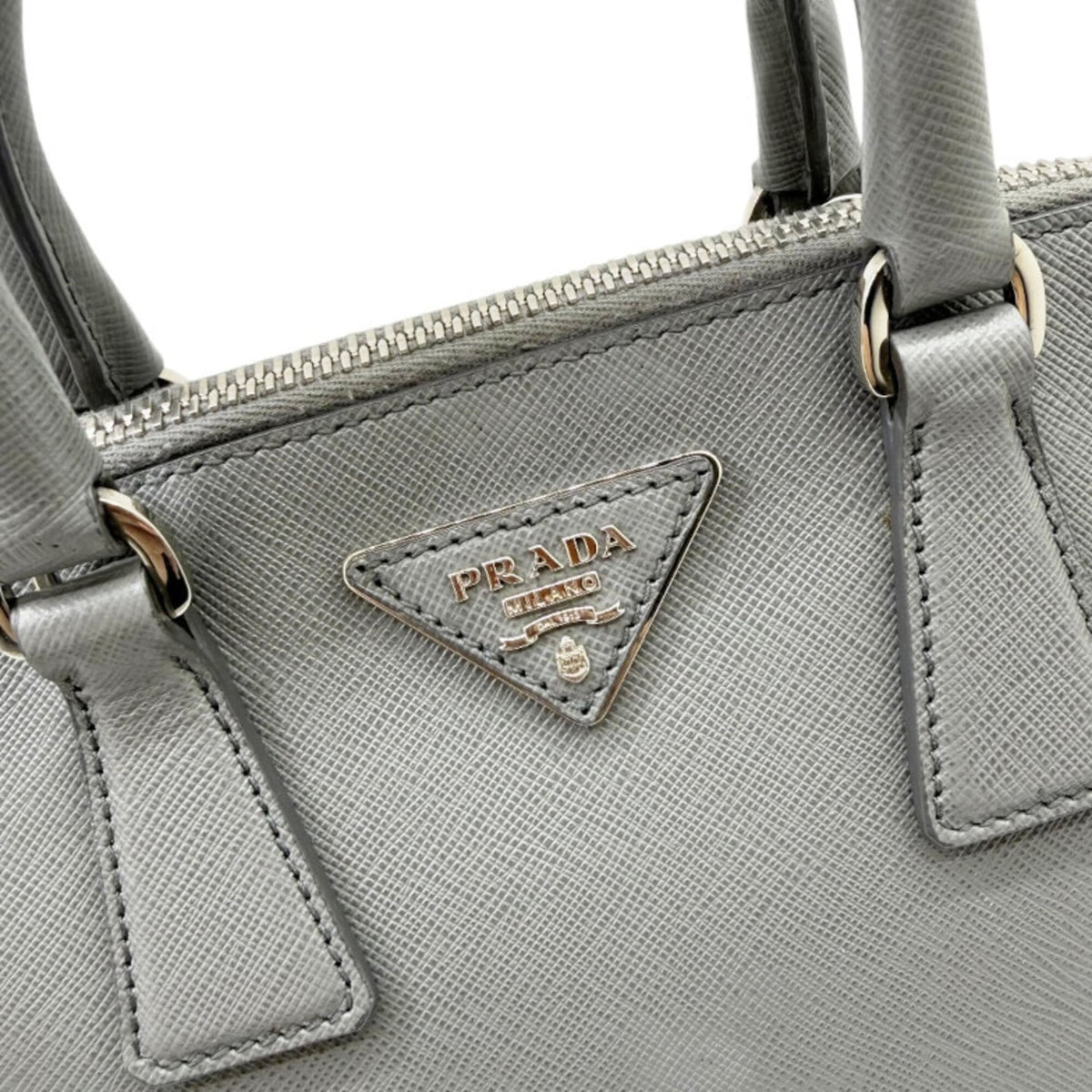 Prada Gray Leather Handbag Shoulder Bag (Pre-Owned)
