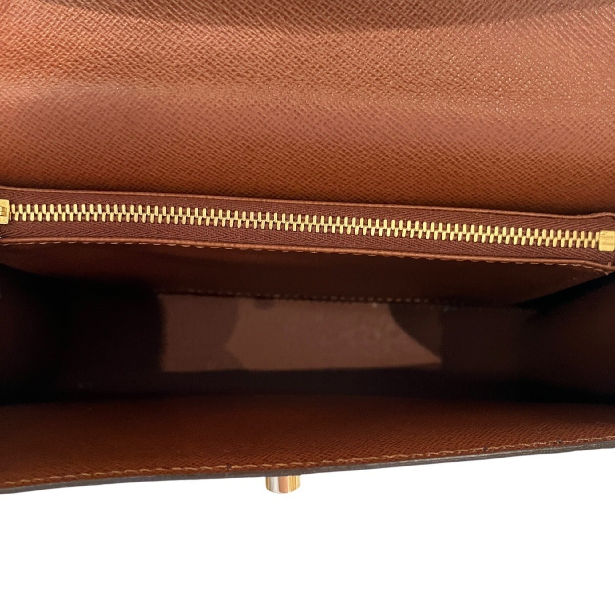 Louis Vuitton Brown Monogram Handbag (Pre-Owned)