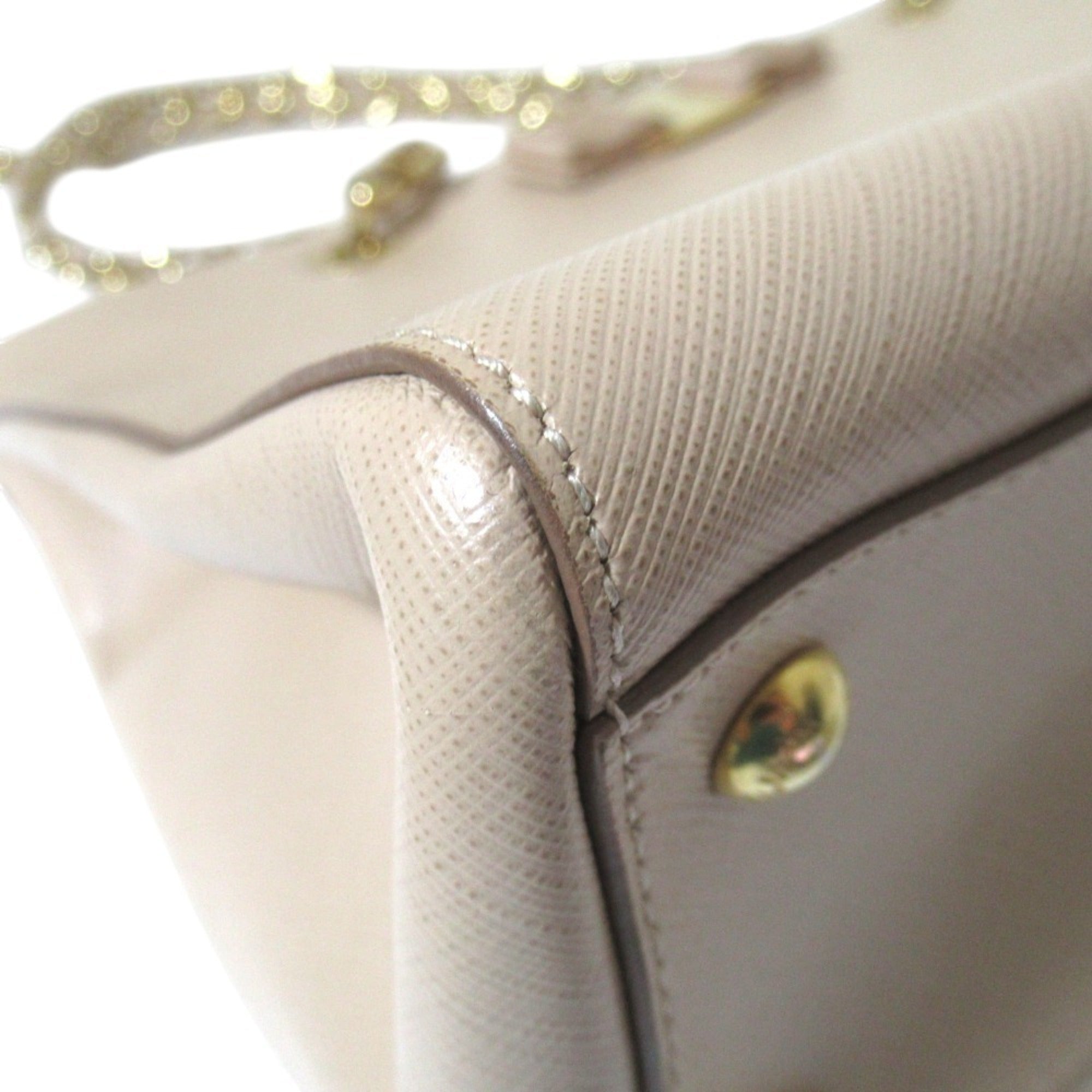 Salvatore Ferragamo Beige Shoulder Bag Tote Bag (Pre-Owned)