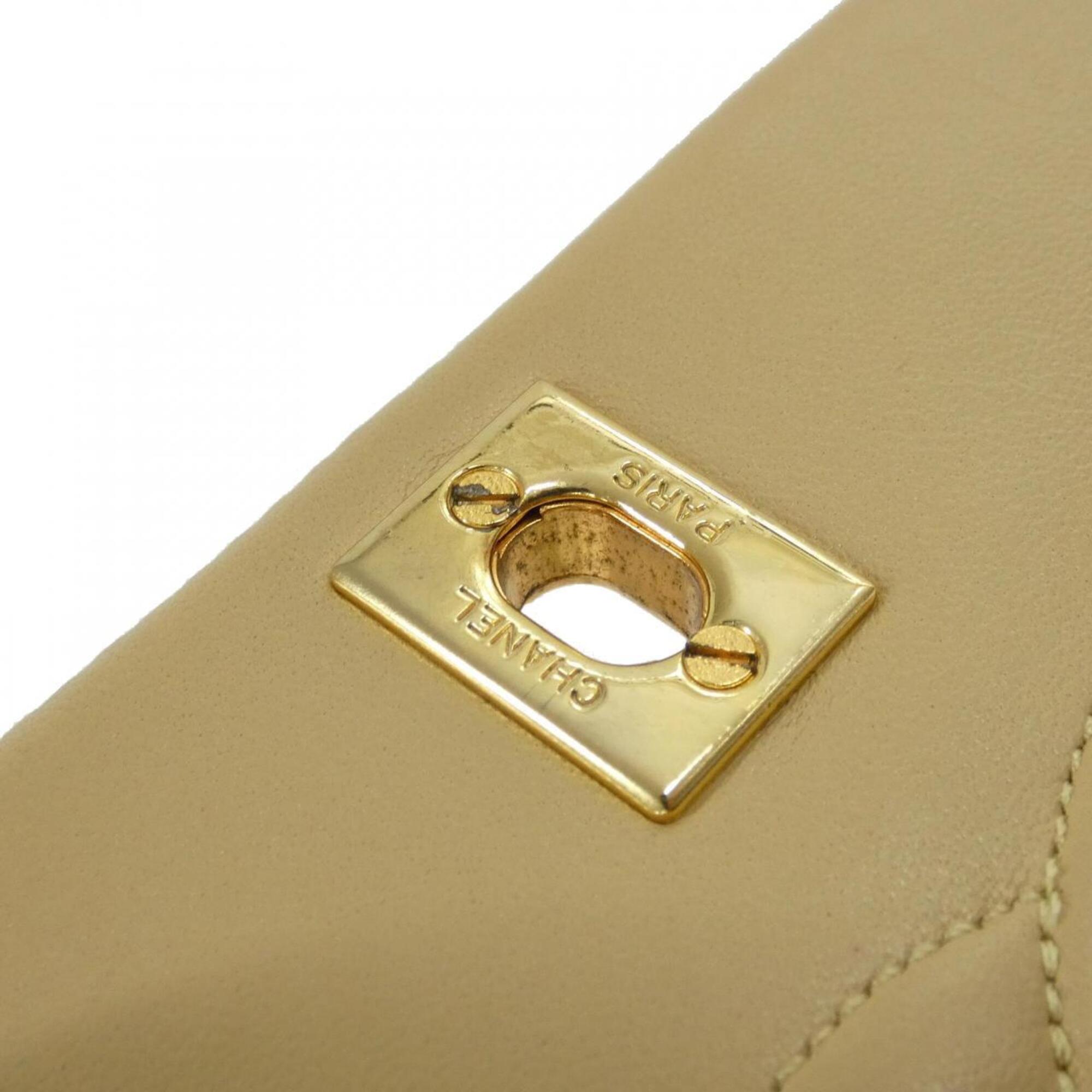 Chanel Beige Leather Shoulder Bag (Pre-Owned)
