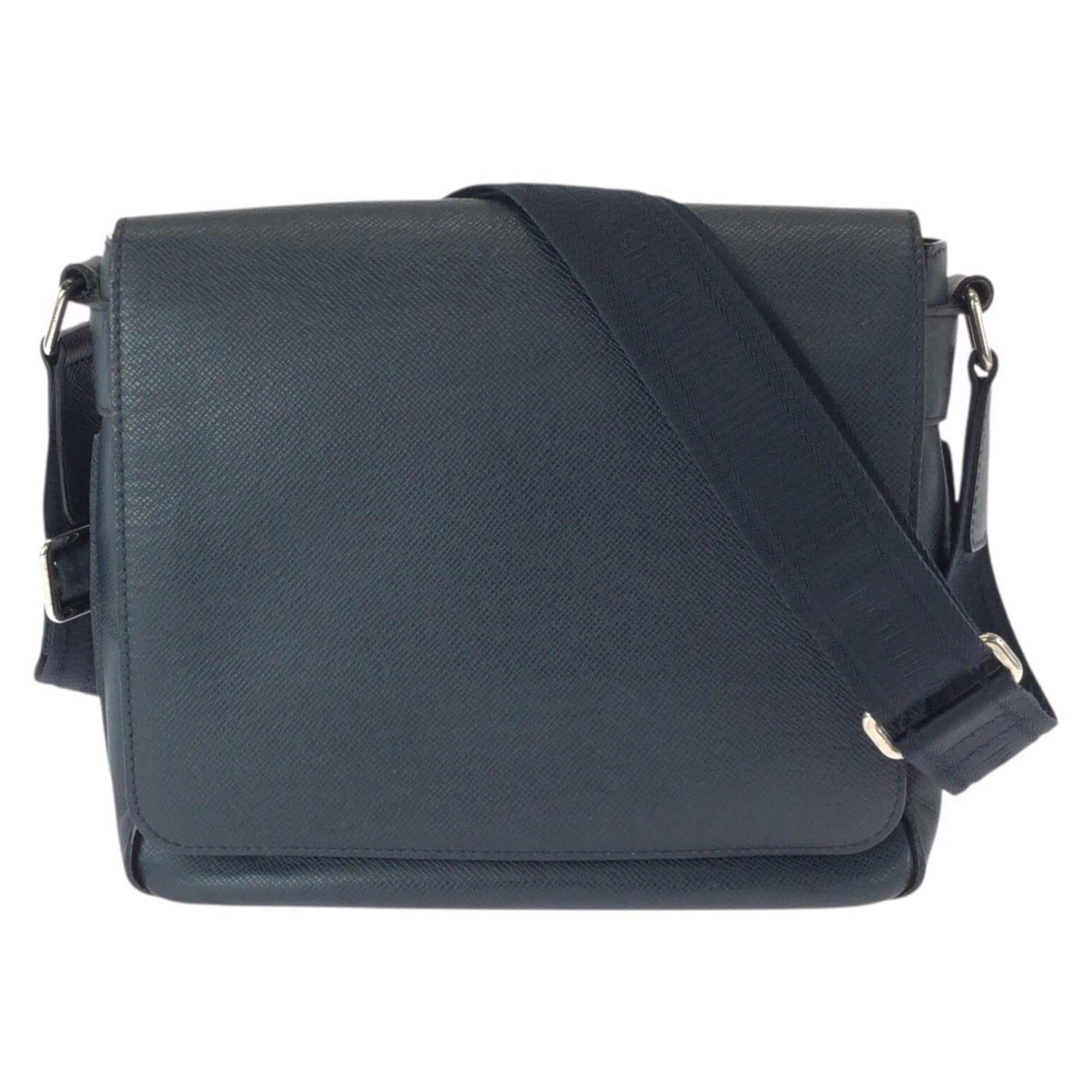 Louis Vuitton Navy Taiga Leather Messenger Bag Shoulder Bag (Pre-Owned)