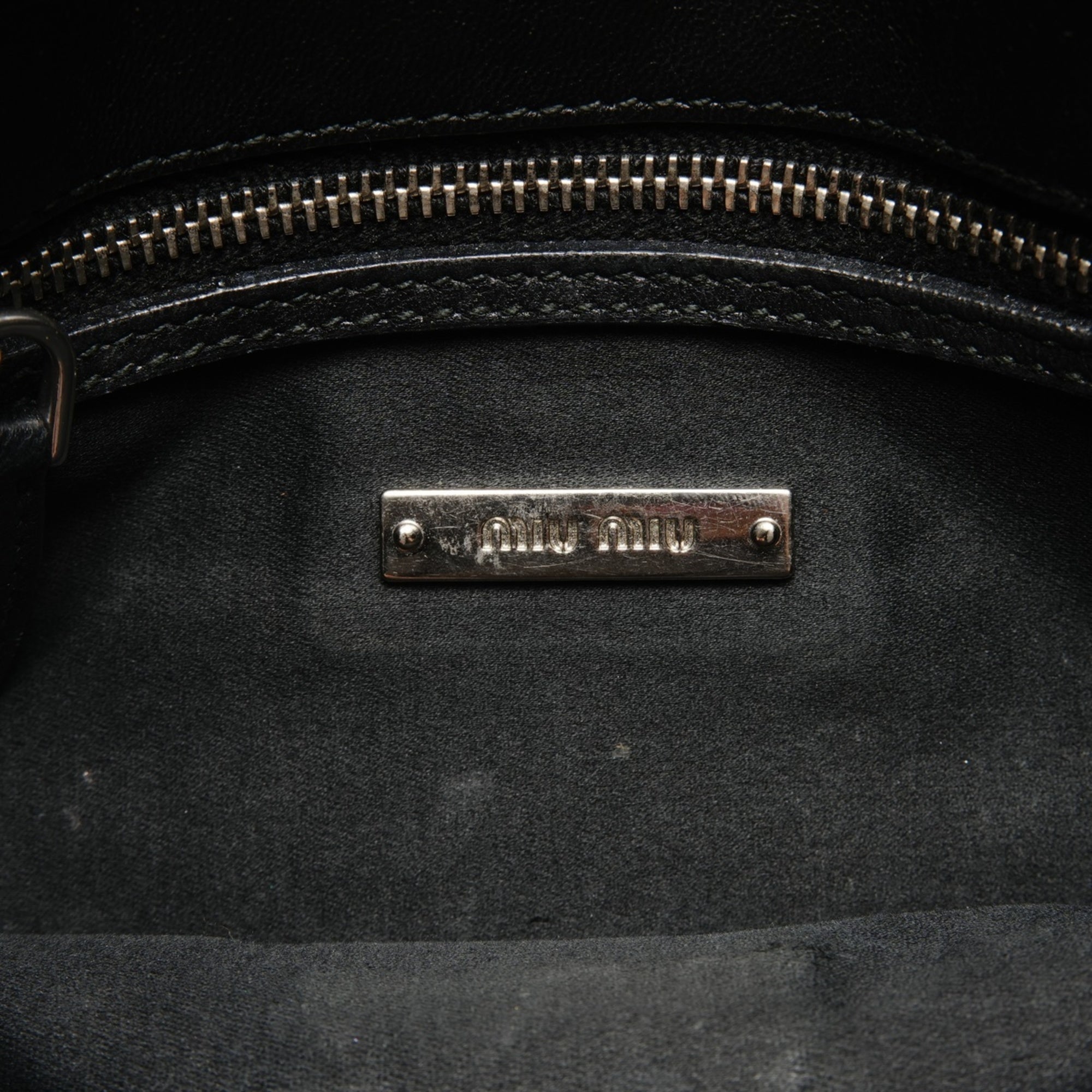 Miu Miu Black Leather Shoulder Bag (Pre-Owned)