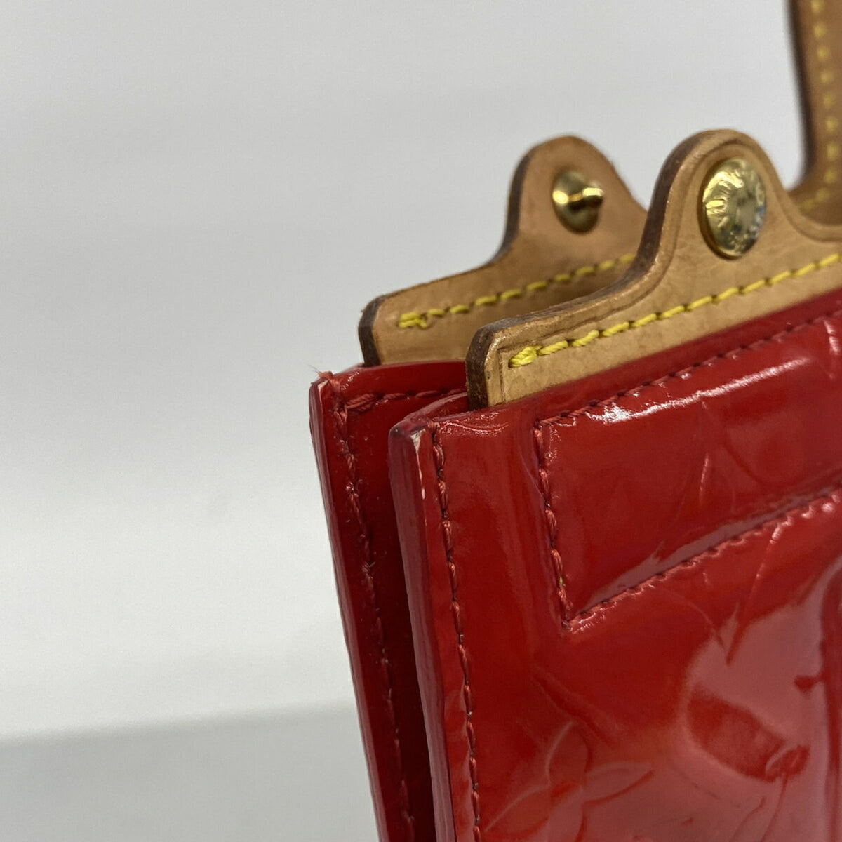 Louis Vuitton Rouge Handbag (Pre-Owned)