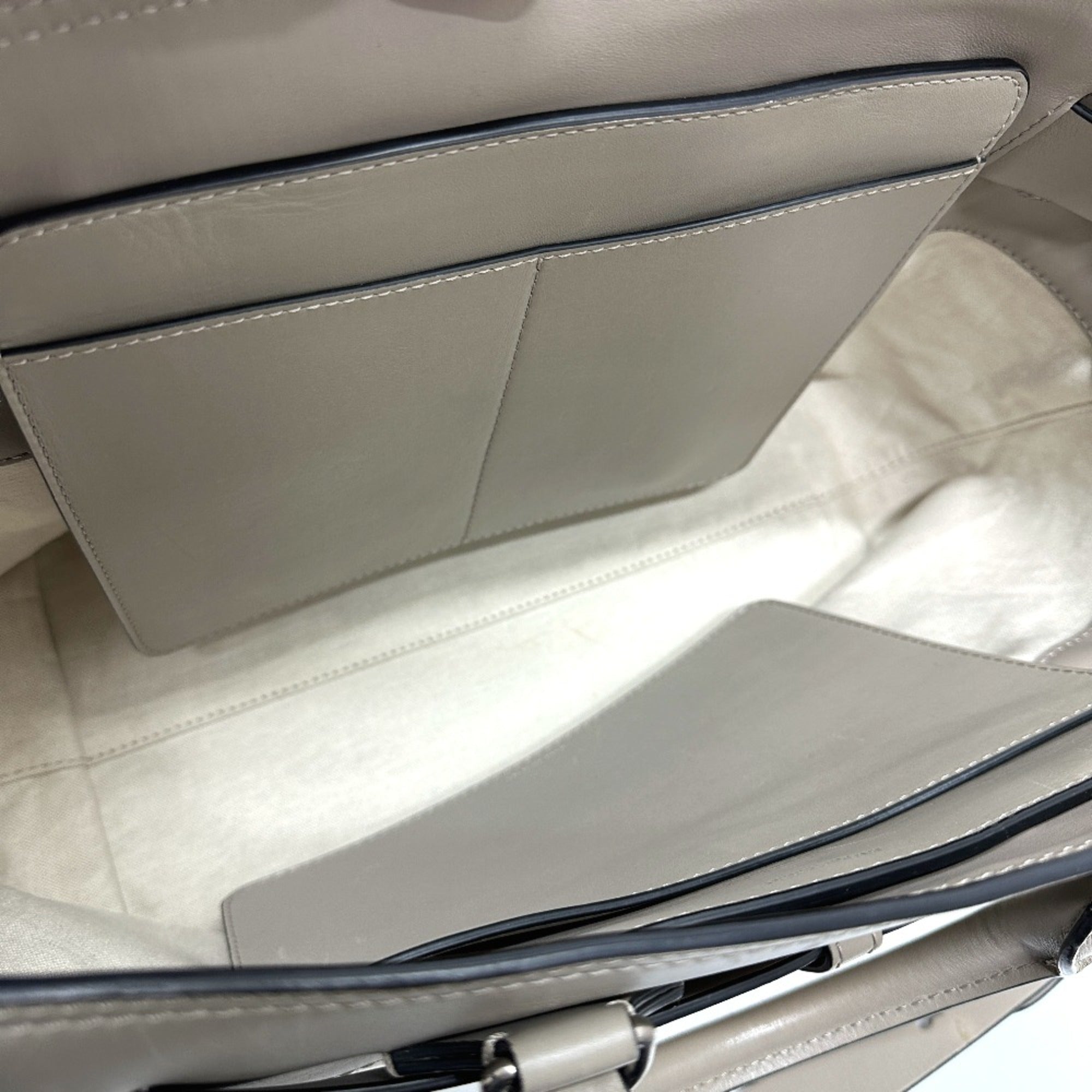 Burberry Beige Other Handbag (Pre-Owned)