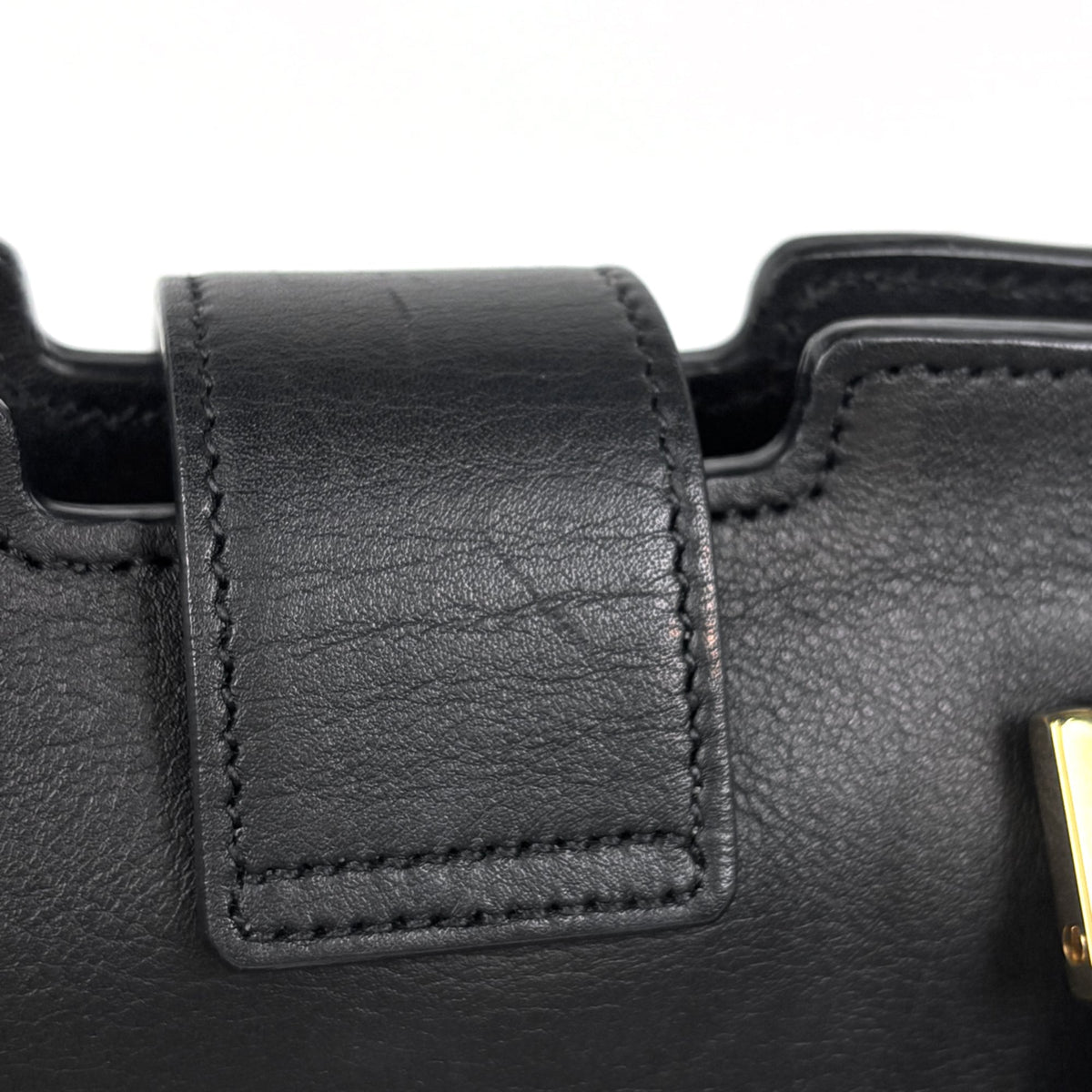 Yves Saint Laurent Black Leather Handbag (Pre-Owned)