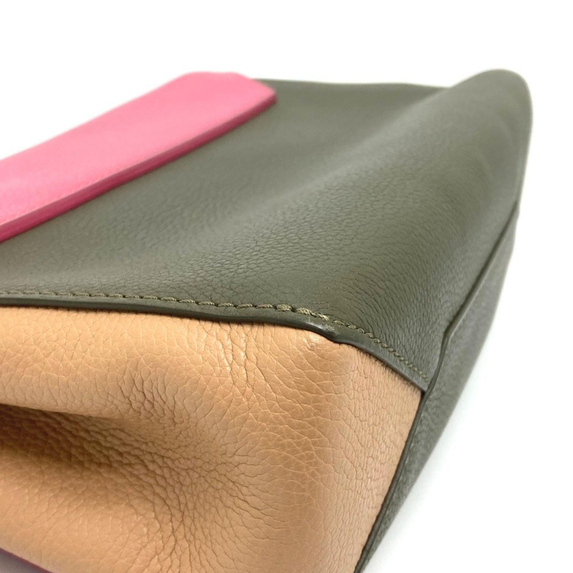 Louis Vuitton Lockme Ii Beige Khaki Pink Leather Handbag Shoulder Bag (Pre-Owned)