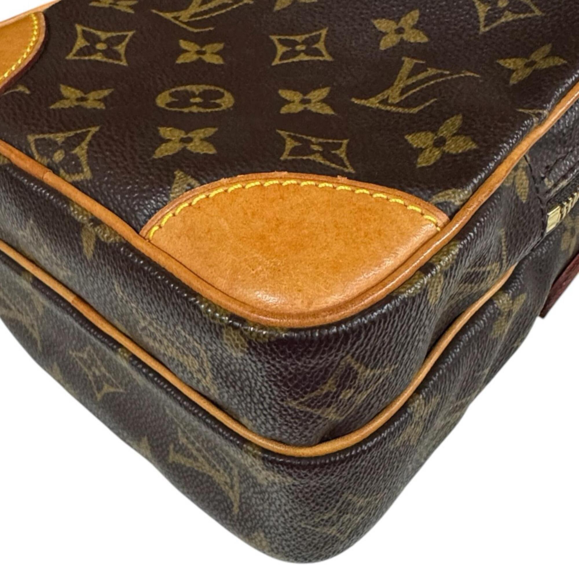 Louis Vuitton Brown Monogram Shoulder Bag (Pre-Owned)