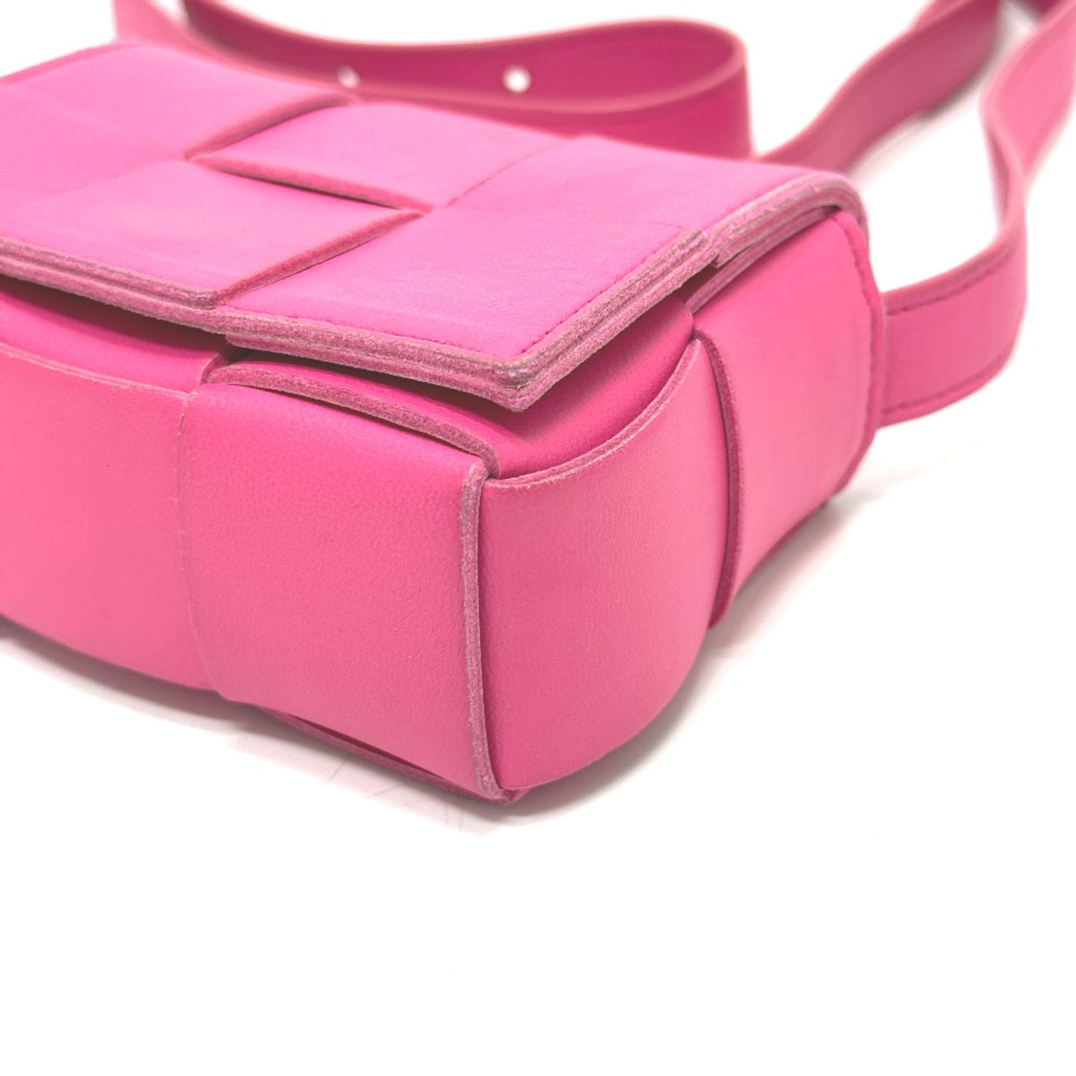 Bottega Veneta Pink Leather Shoulder Bag (Pre-Owned)