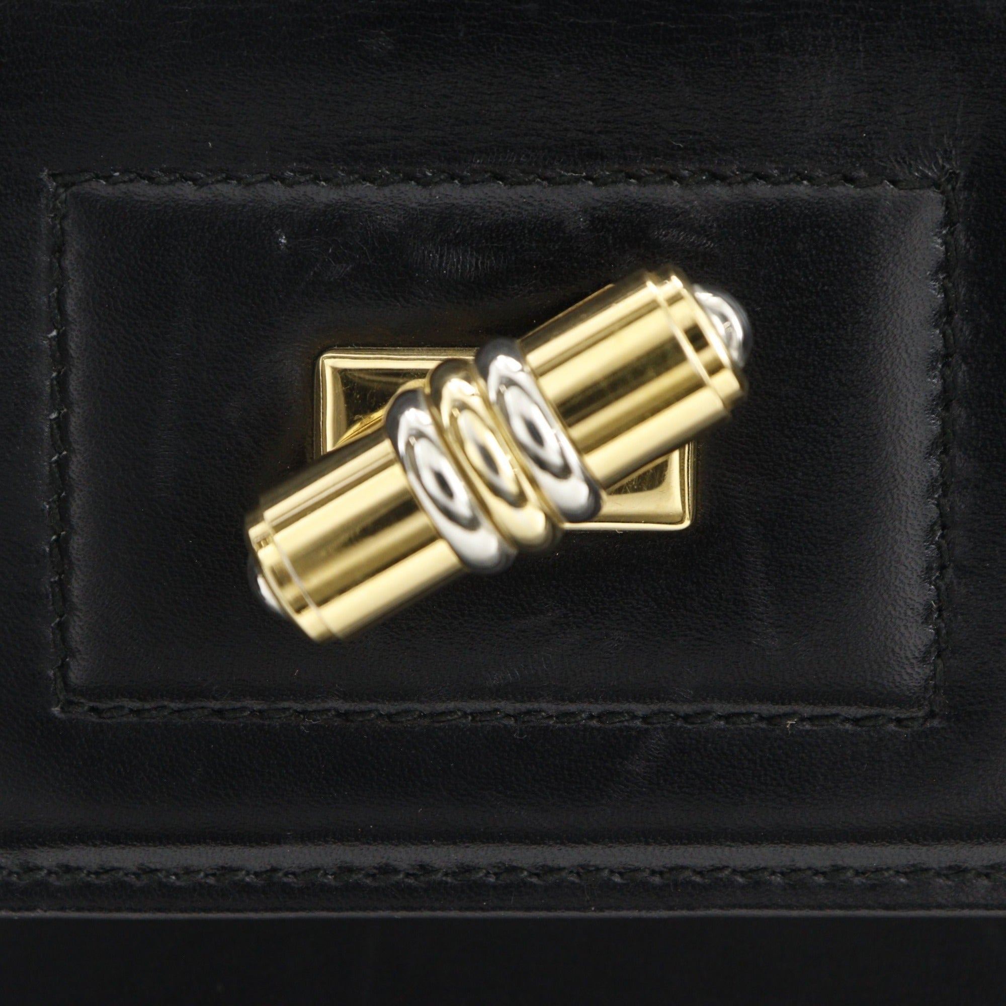 Gucci Black Leather Handbag (Pre-Owned)
