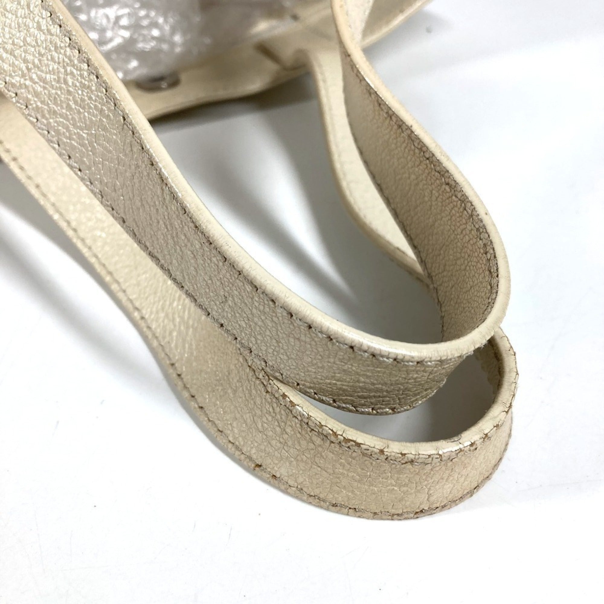 Chanel Ivory Leather Handbag Tote Bag (Pre-Owned)