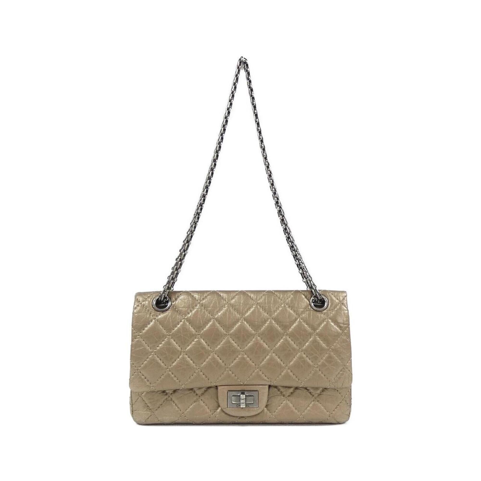 Chanel Beige Gold Gold Leather Shoulder Bag (Pre-Owned)