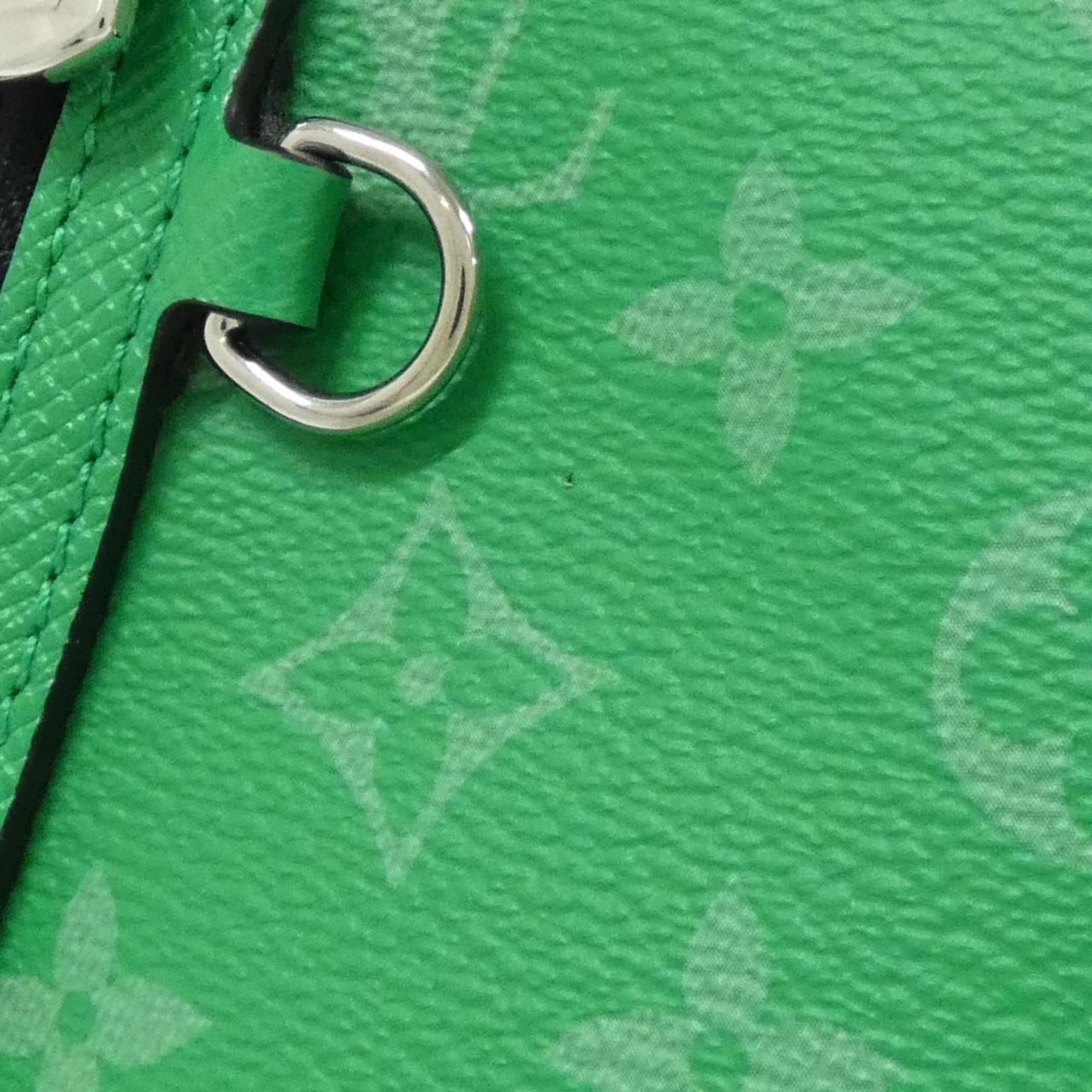 Louis Vuitton Taigarama Vert Coated Canvas Leather Handbag (Pre-Owned)