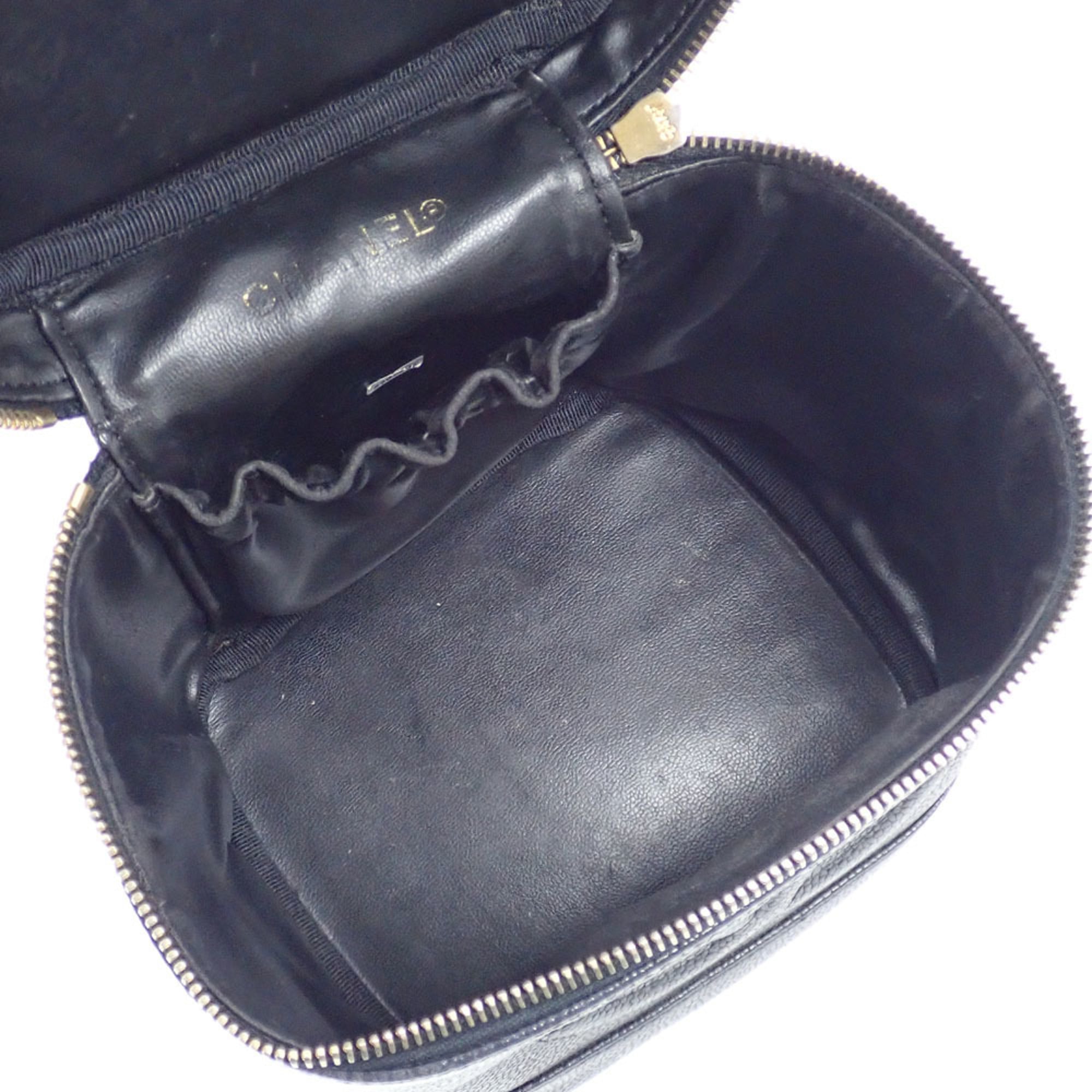 Chanel Black Grained Calfskin Pouch Vanity Bag (Pre-Owned)
