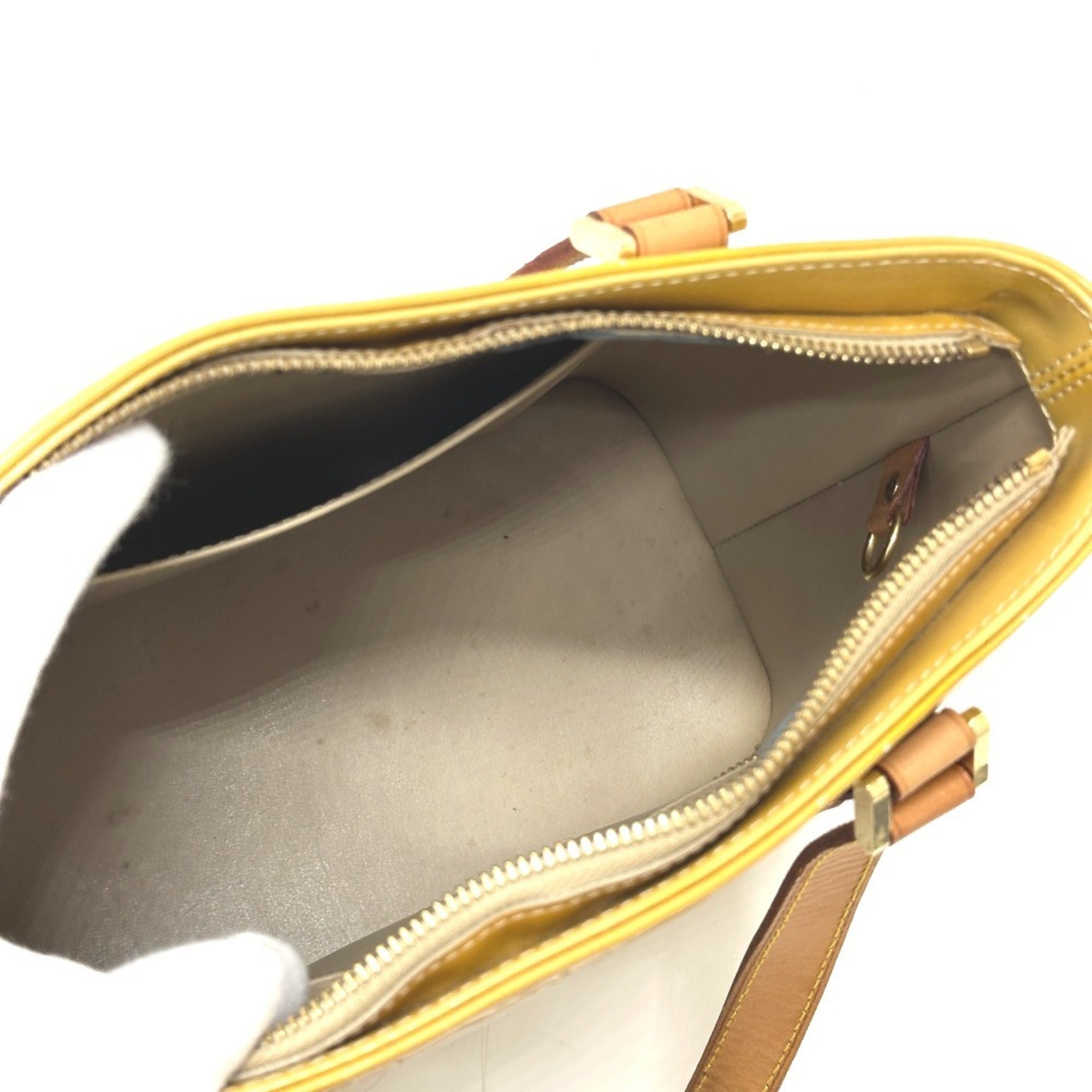Louis Vuitton Beige Monogram Vernis Tote Bag (Pre-Owned)