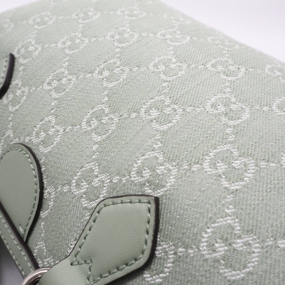 Gucci Green Gg Canvas Boston Bag Handbag (Pre-Owned)