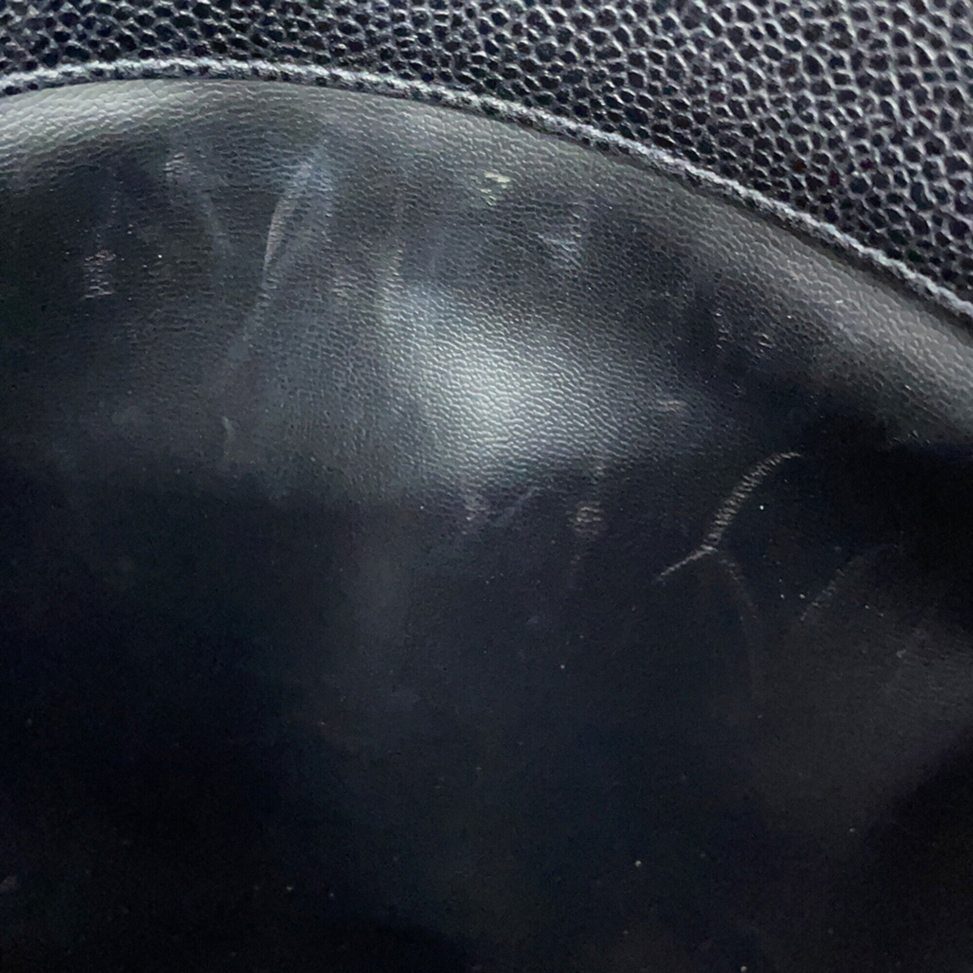 Chanel Black Grained Calfskin Tote Bag (Pre-Owned)