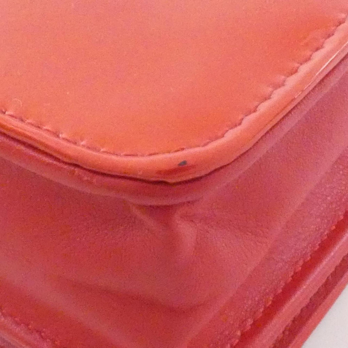Chanel Red Color Chain/Shoulder Wallet (Pre-Owned)