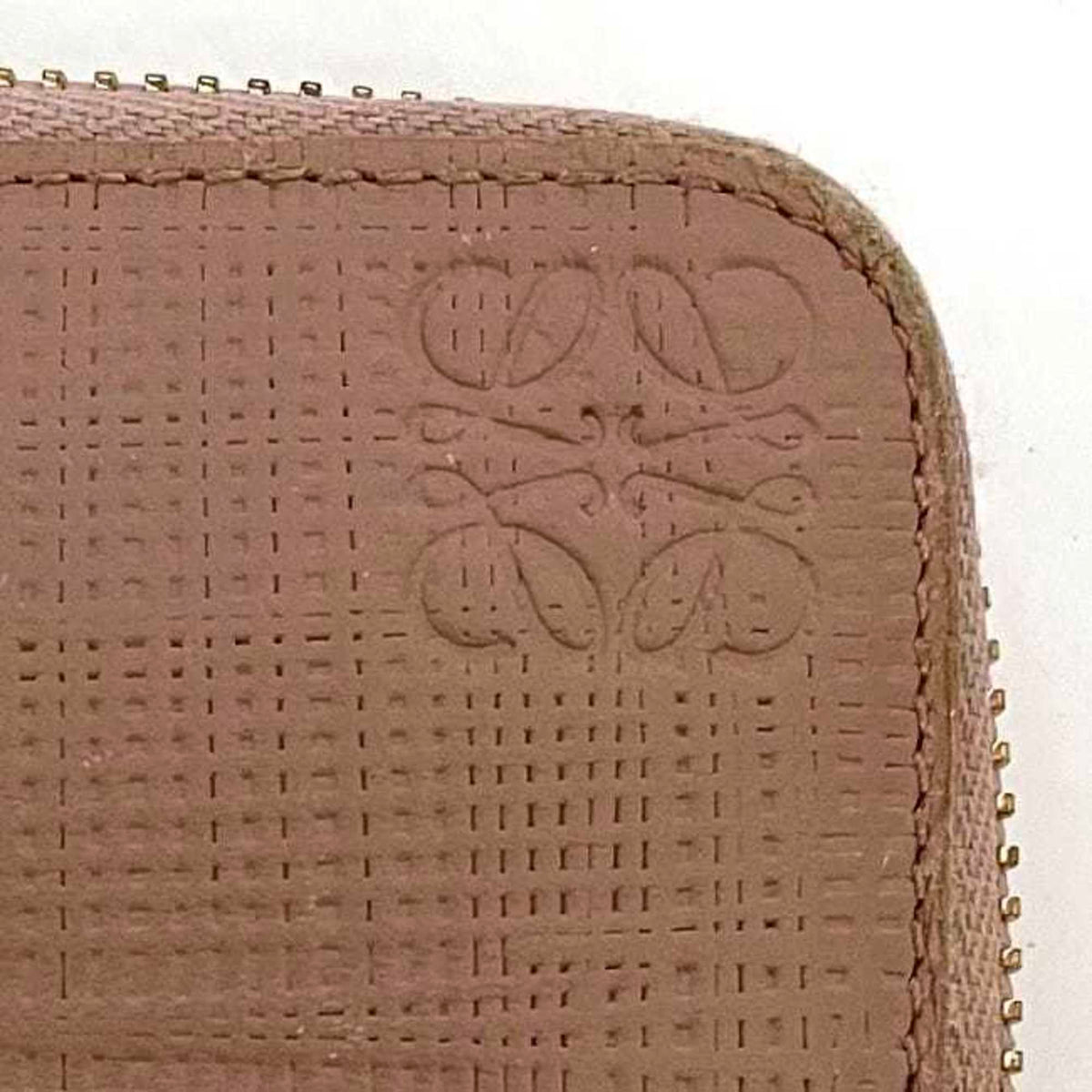 Loewe Pink Linen Long Wallet (Bi-Fold) (Pre-Owned)