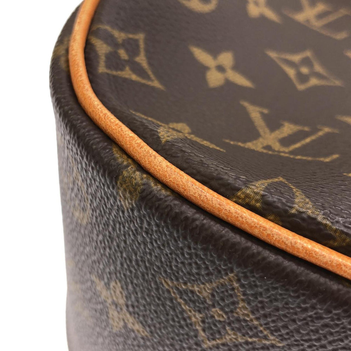 Louis Vuitton Brown Coated Canvas Shoulder Bag (Pre-Owned)