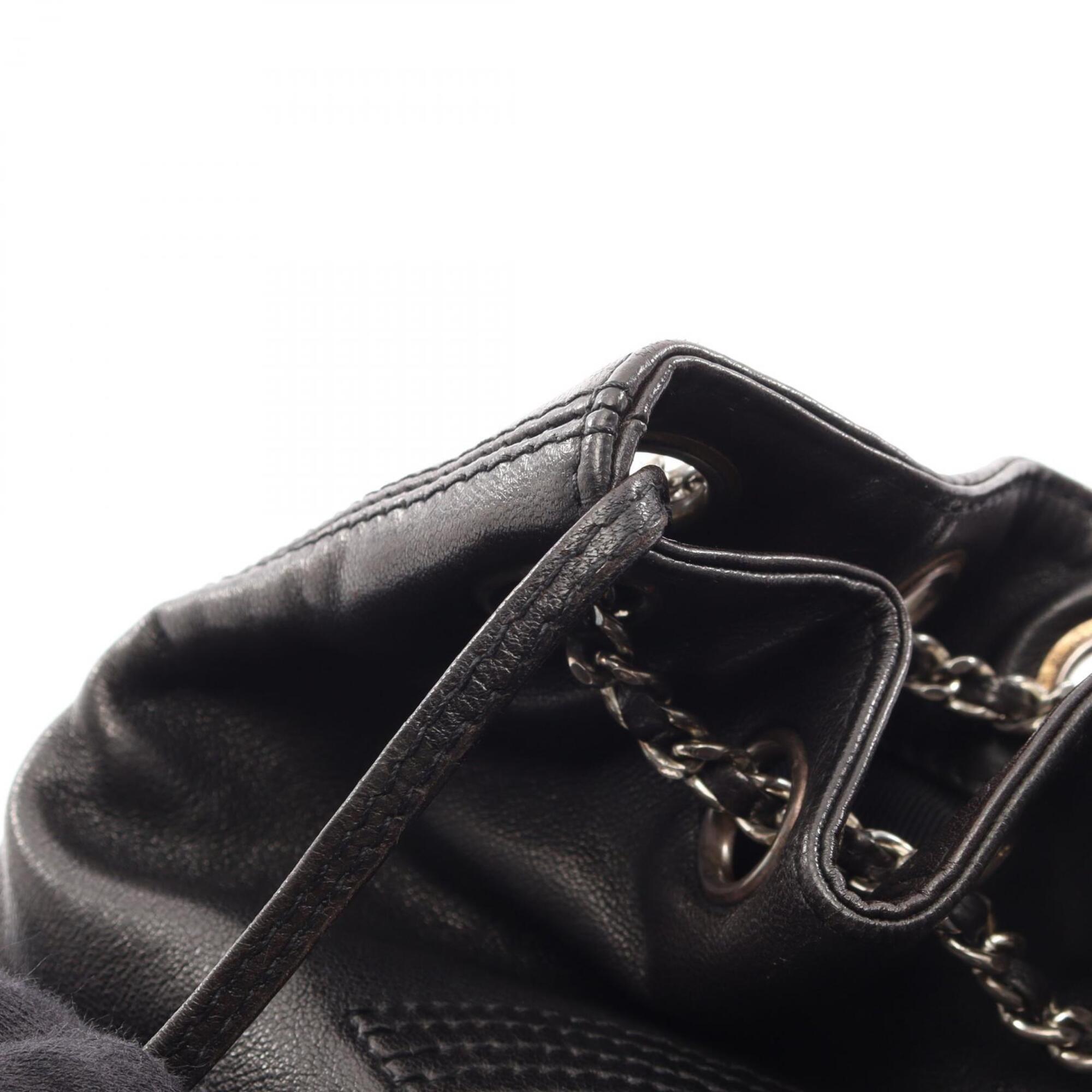 Chanel Black Leather Backpack Handbag (Pre-Owned)