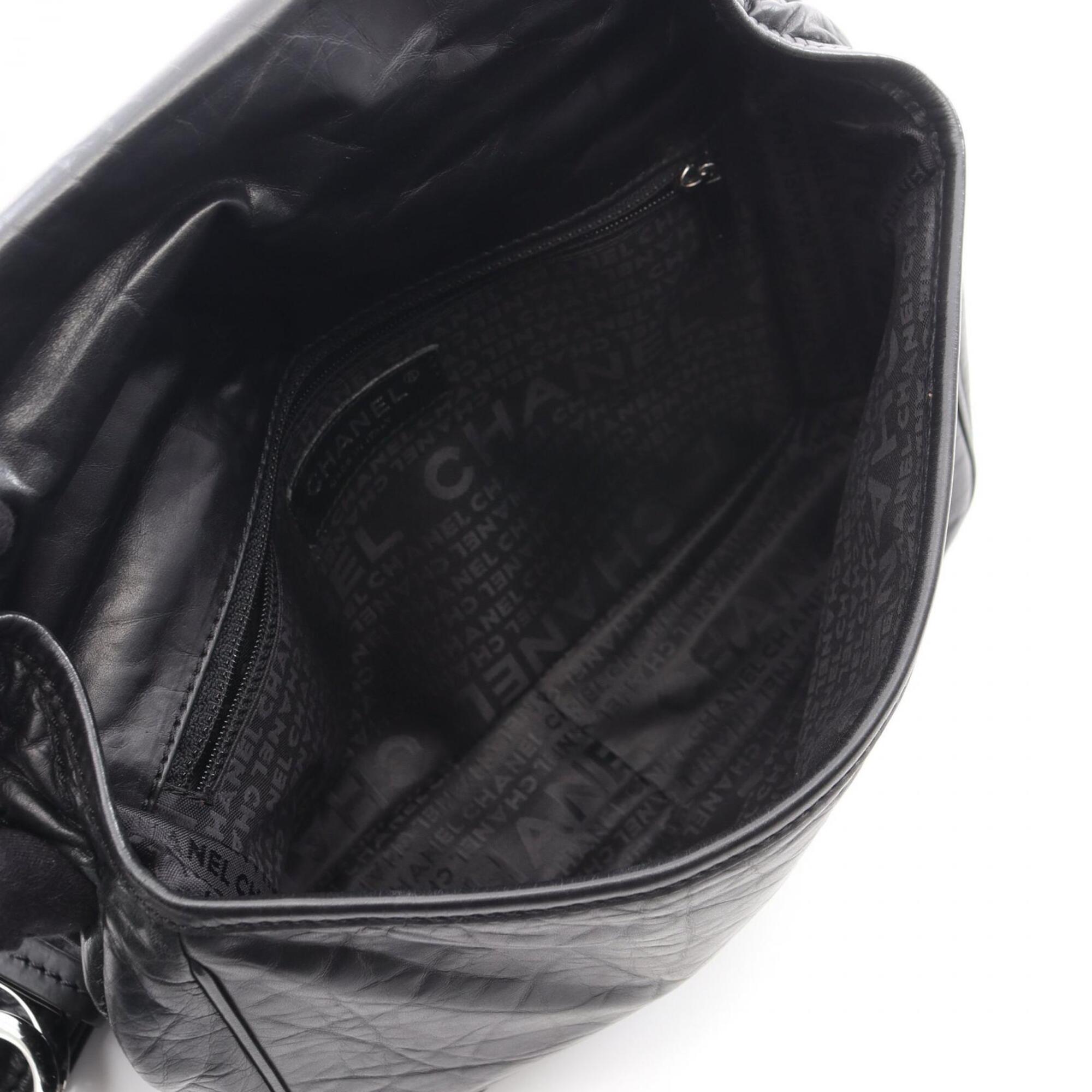 Chanel Black Leather Handbag Shoulder Bag (Pre-Owned)