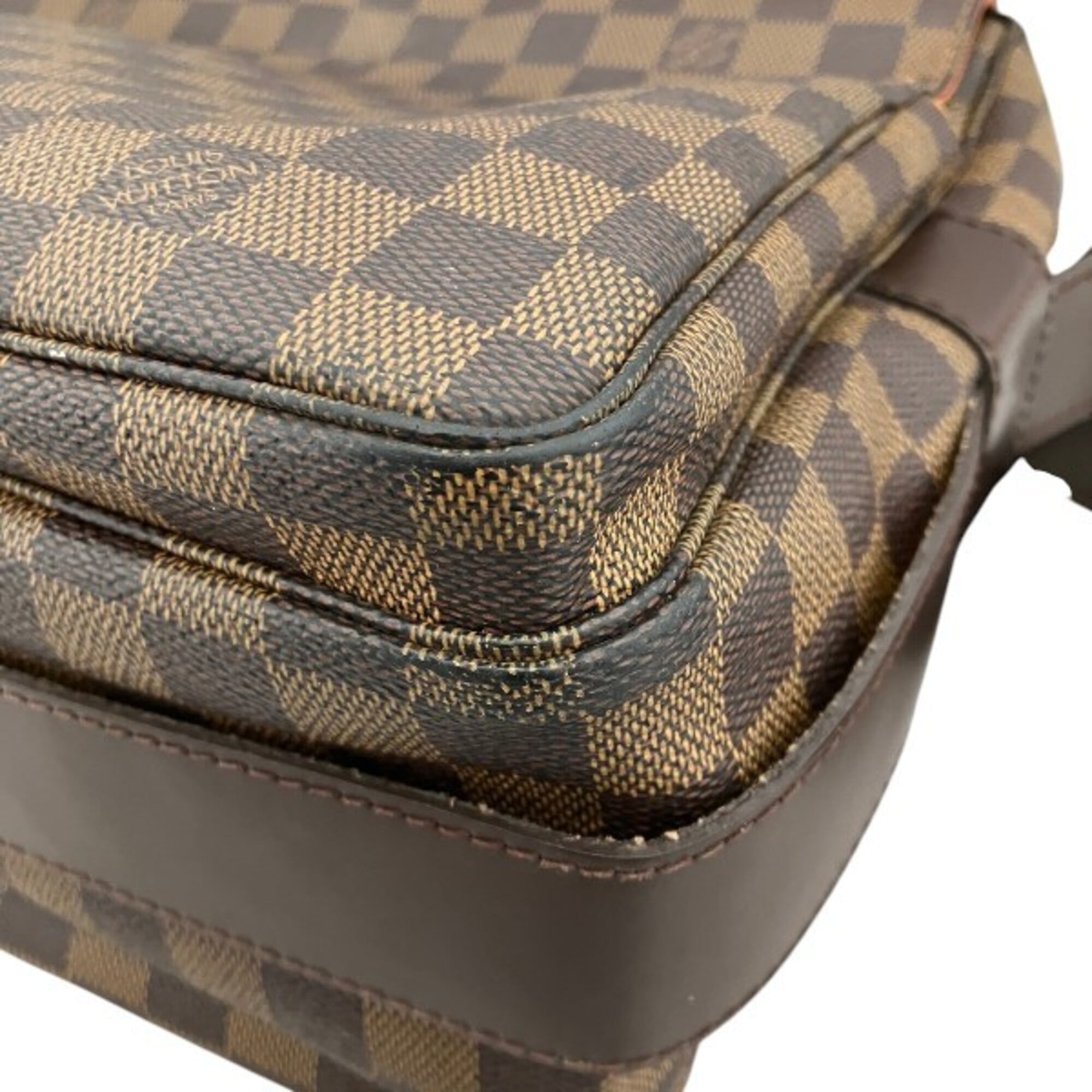 Louis Vuitton Brown Handbag Shoulder Bag (Pre-Owned)