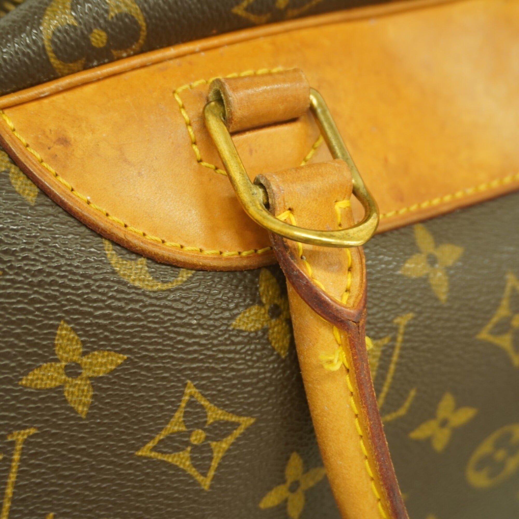 Louis Vuitton Brown Handbag (Pre-Owned)