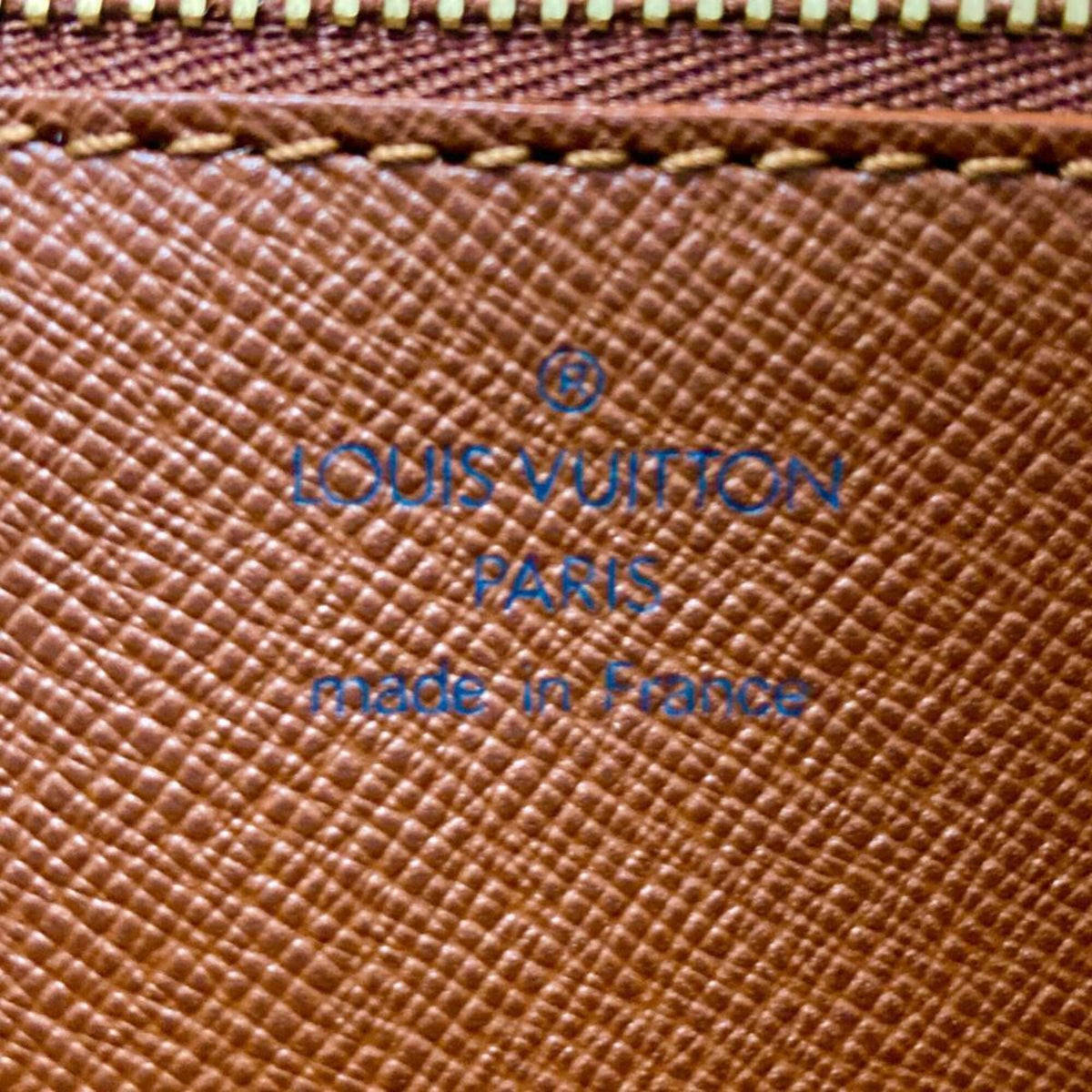 Louis Vuitton Brown Monogram Canvas Handbag (Pre-Owned)