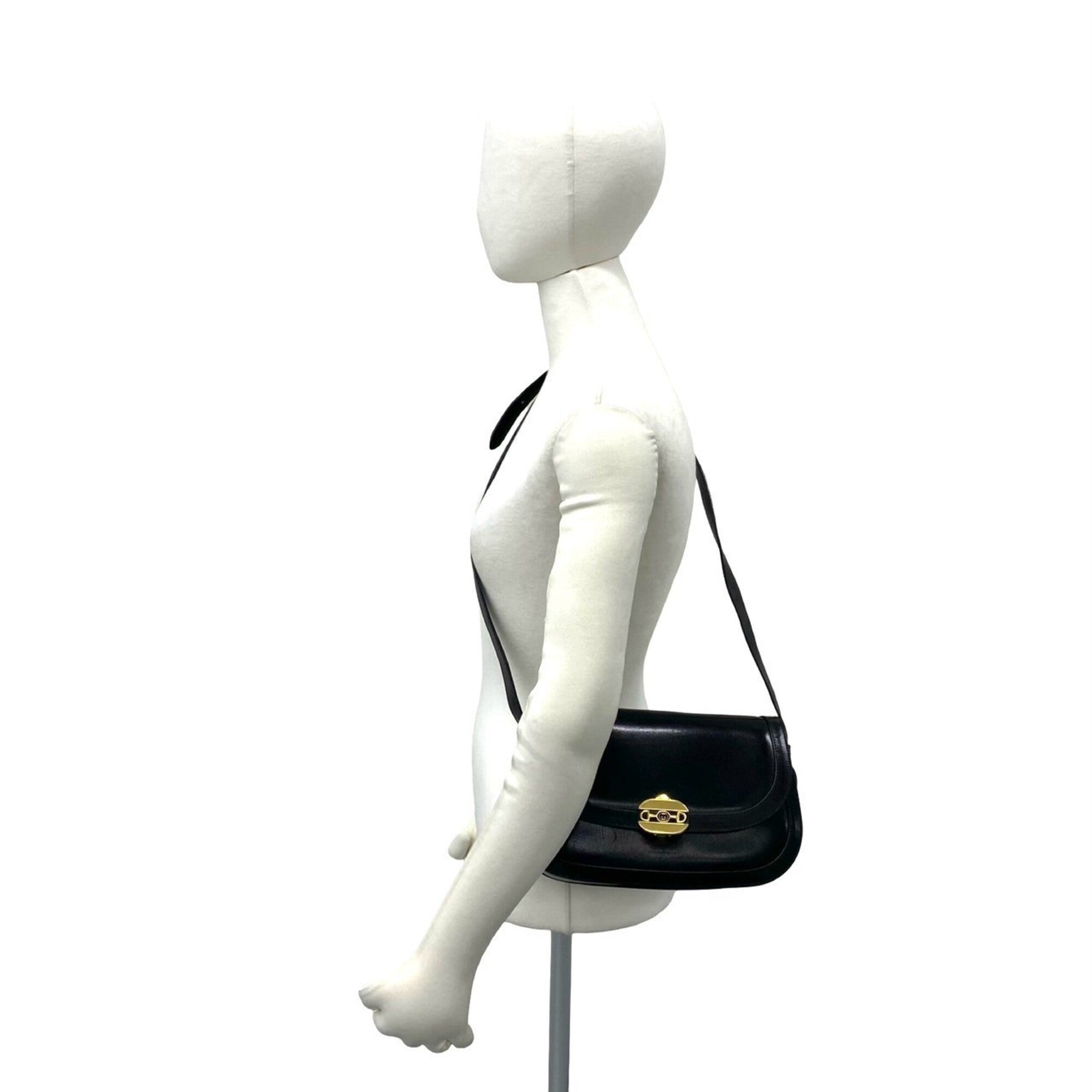 Gucci Black Leather Pochette Shoulder Bag (Pre-Owned)