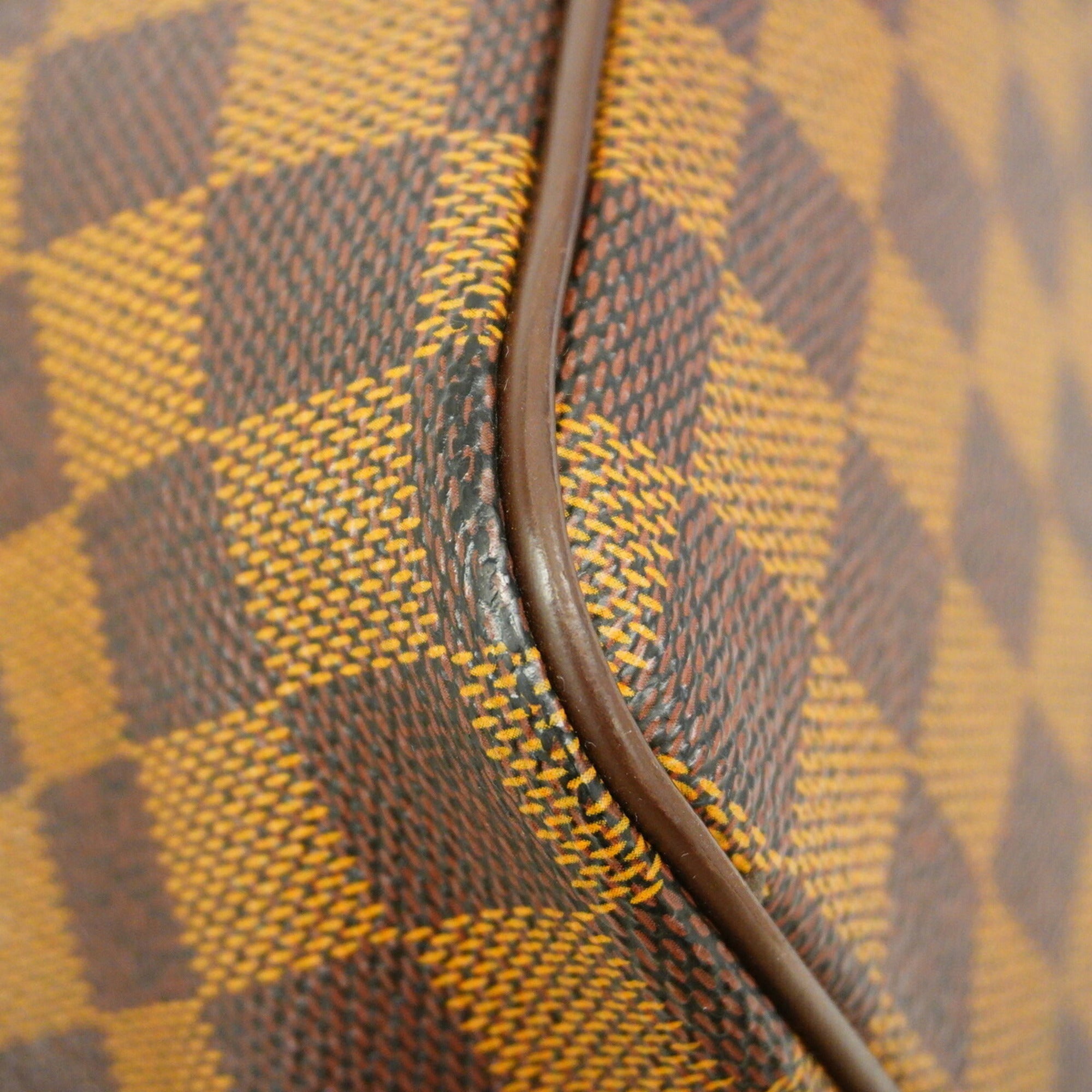 Louis Vuitton Ebene Handbag (Pre-Owned)