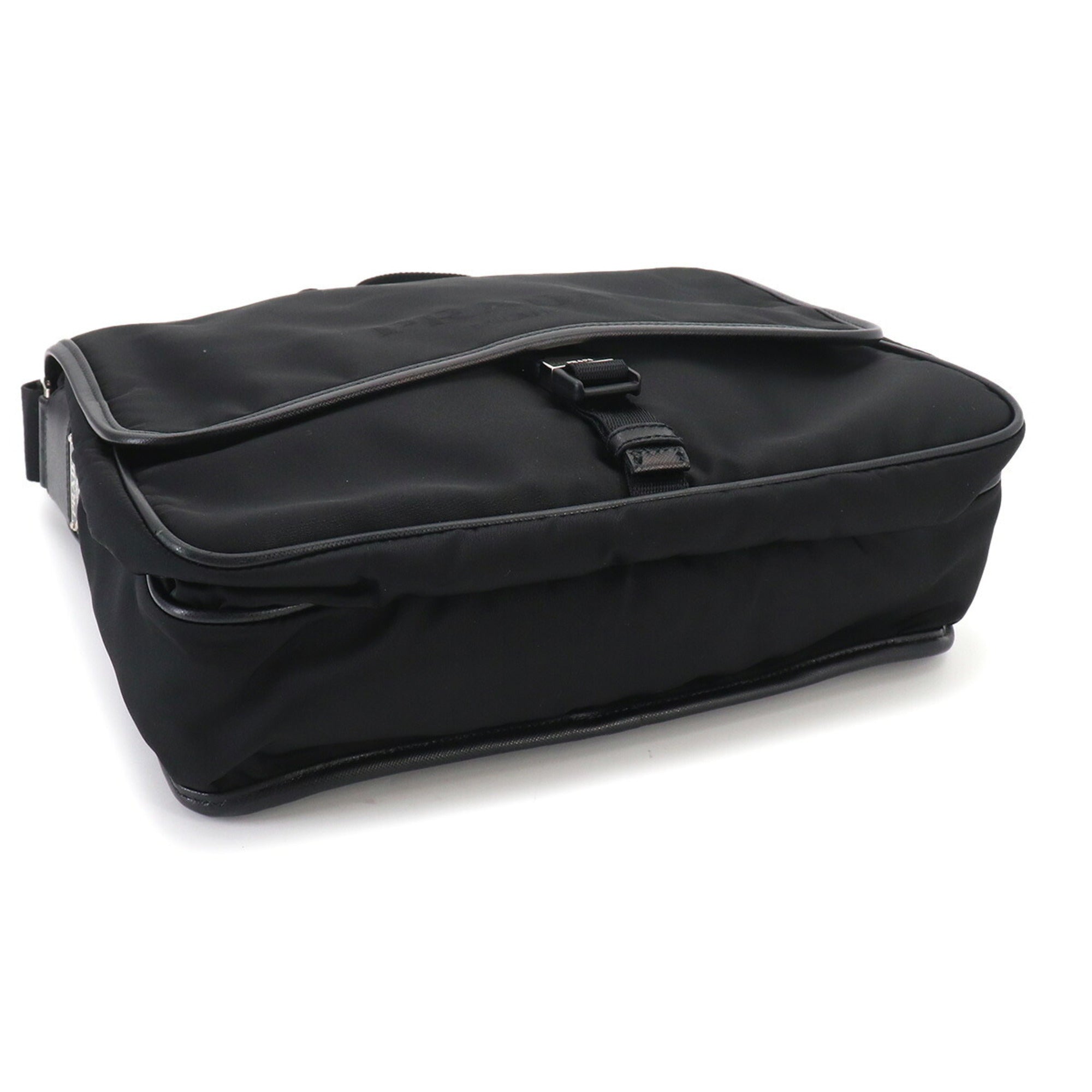 Prada Black Nylon Leather Handbag Messenger Bag Shoulder Bag (Pre-Owned)