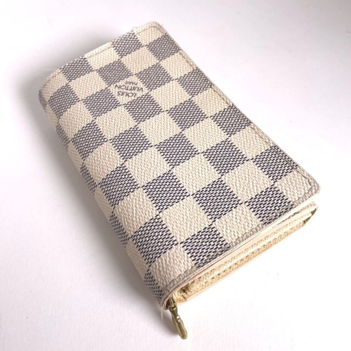 Louis Vuitton Wallet (Bi-Fold) (Pre-Owned)