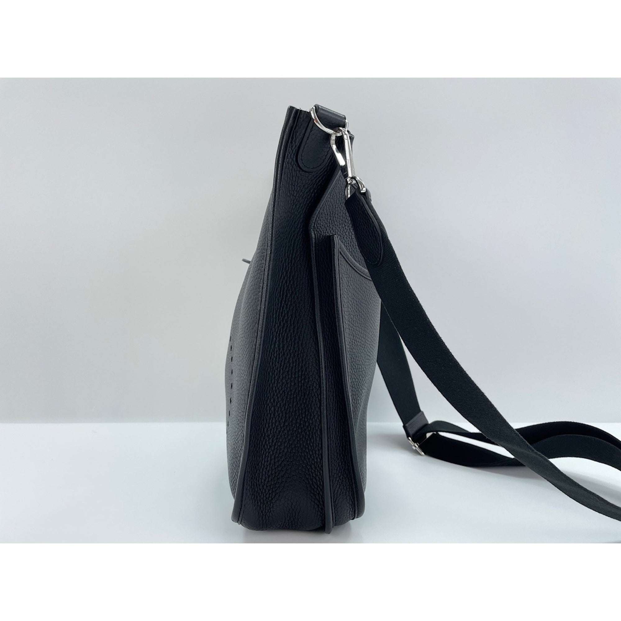 Hermes Black Taurillon Clemence Leather Shoulder Bag (Pre-Owned)