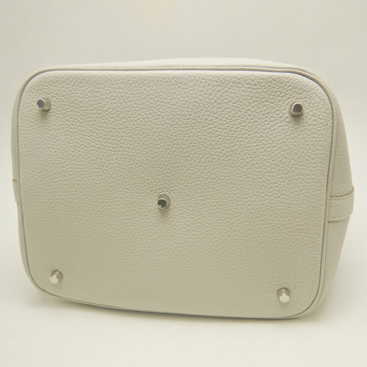 Hermes Pearl White White Taurillon Clemence Leather Handbag (Pre-Owned)