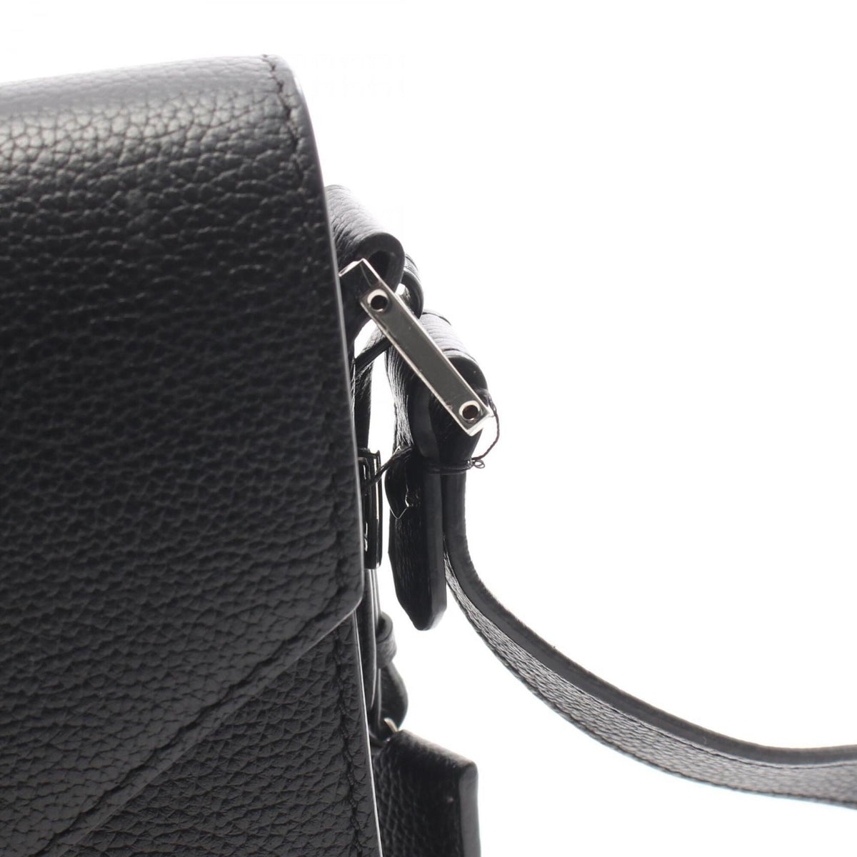 Mcm Black Leather Shoulder Bag (Pre-Owned)