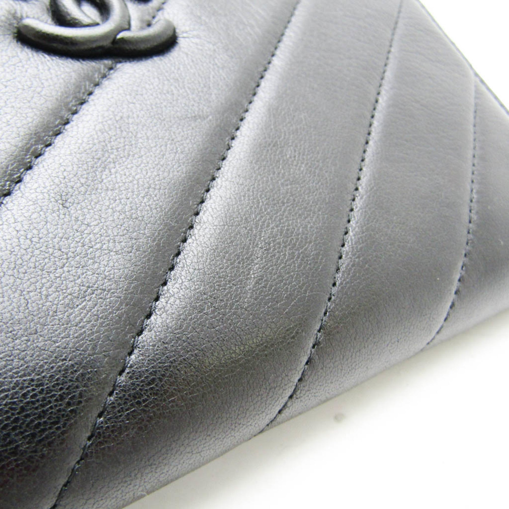 Chanel Black Leather Long Wallet (Bi-Fold) (Pre-Owned)