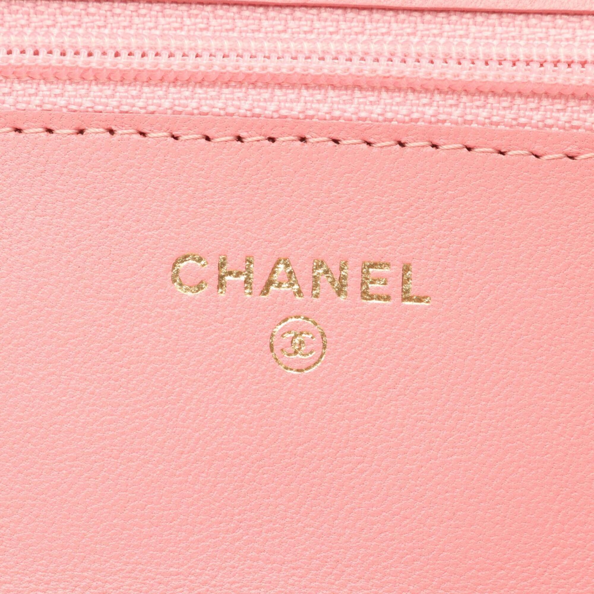 Chanel Matelasse Pink Leather Handbag Shoulder Bag (Pre-Owned)
