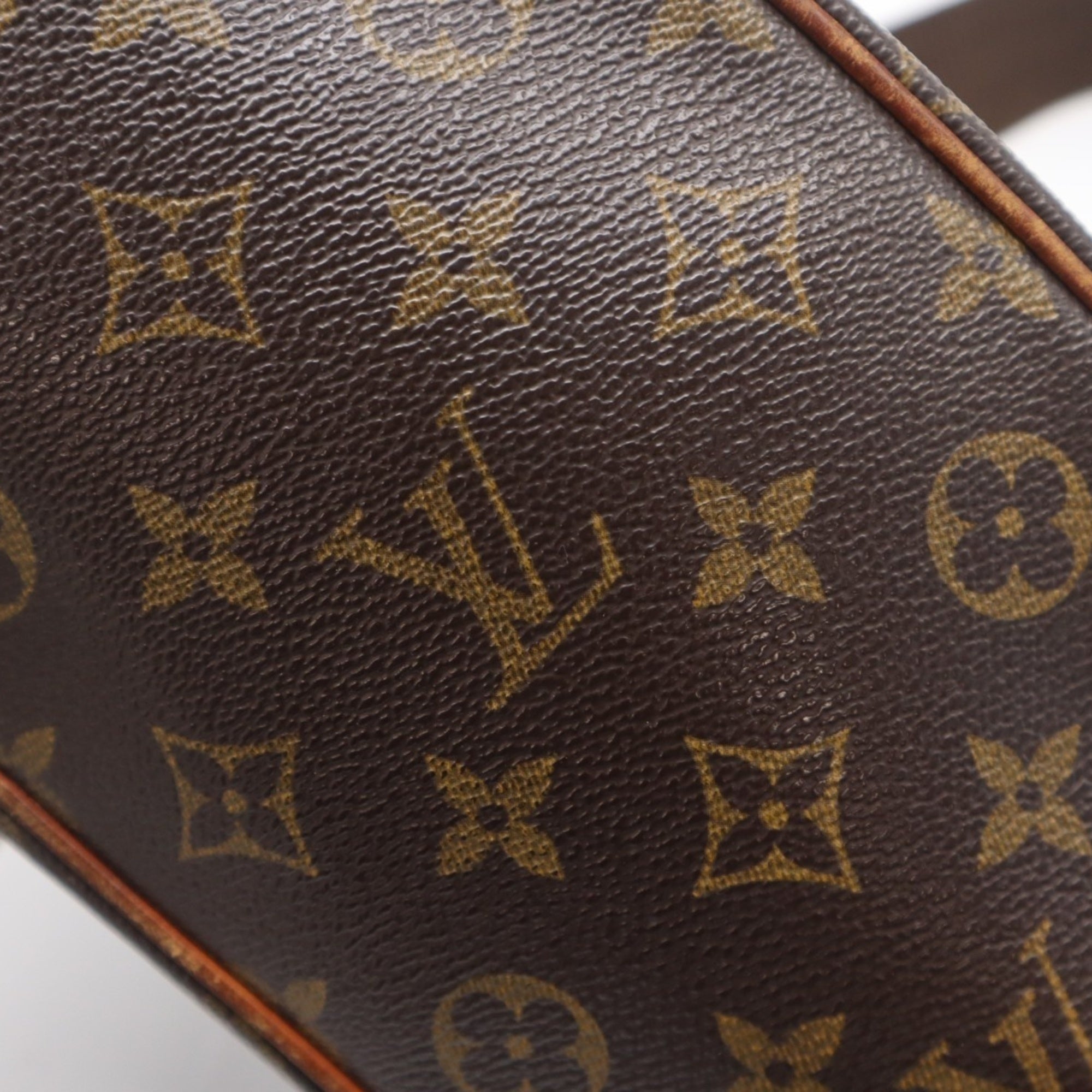 Louis Vuitton Monogram Brown Coated Canvas Leather Pochette Shoulder Bag (Pre-Owned)
