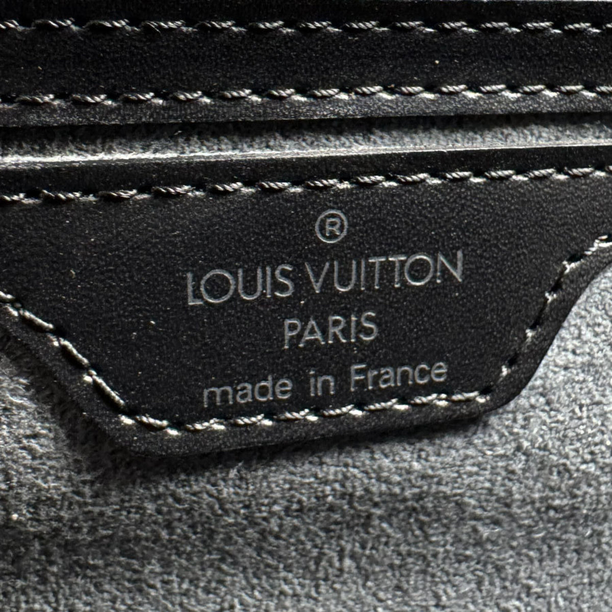 Louis Vuitton Noir Epi Leather Handbag (Pre-Owned)
