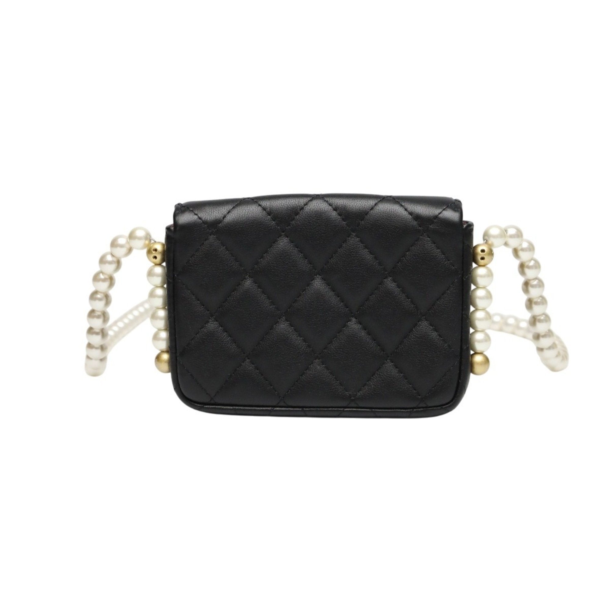 Chanel Matelasse Black Leather Shoulder Bag (Pre-Owned)