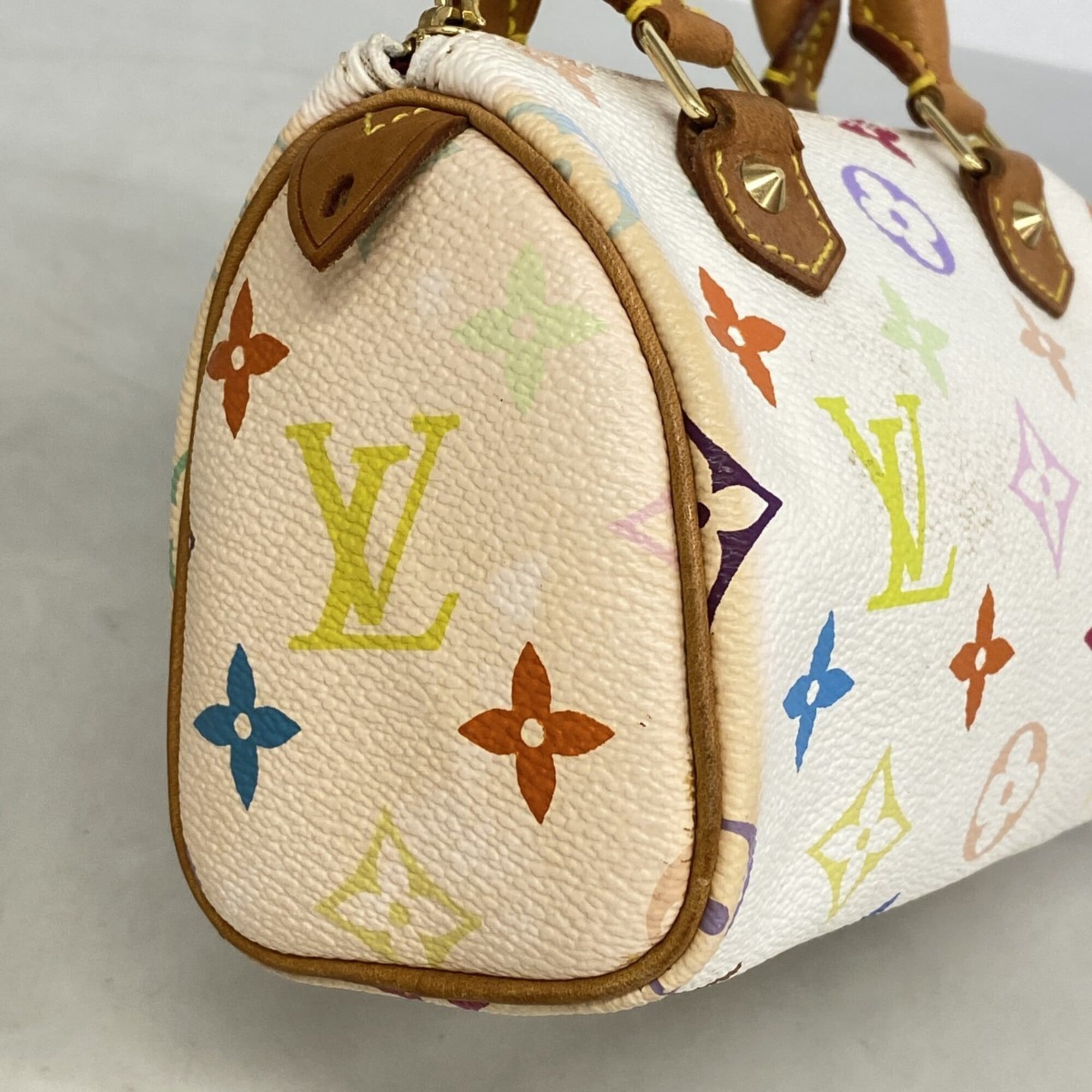Louis Vuitton Blanc Handbag (Pre-Owned)