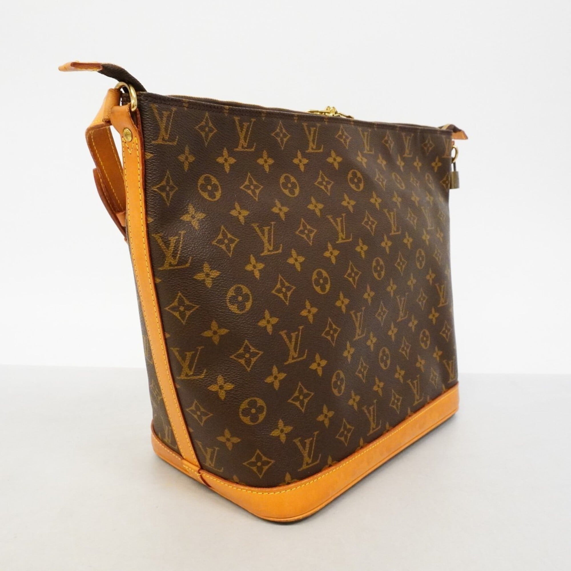 Louis Vuitton Brown Shoulder Bag (Pre-Owned)