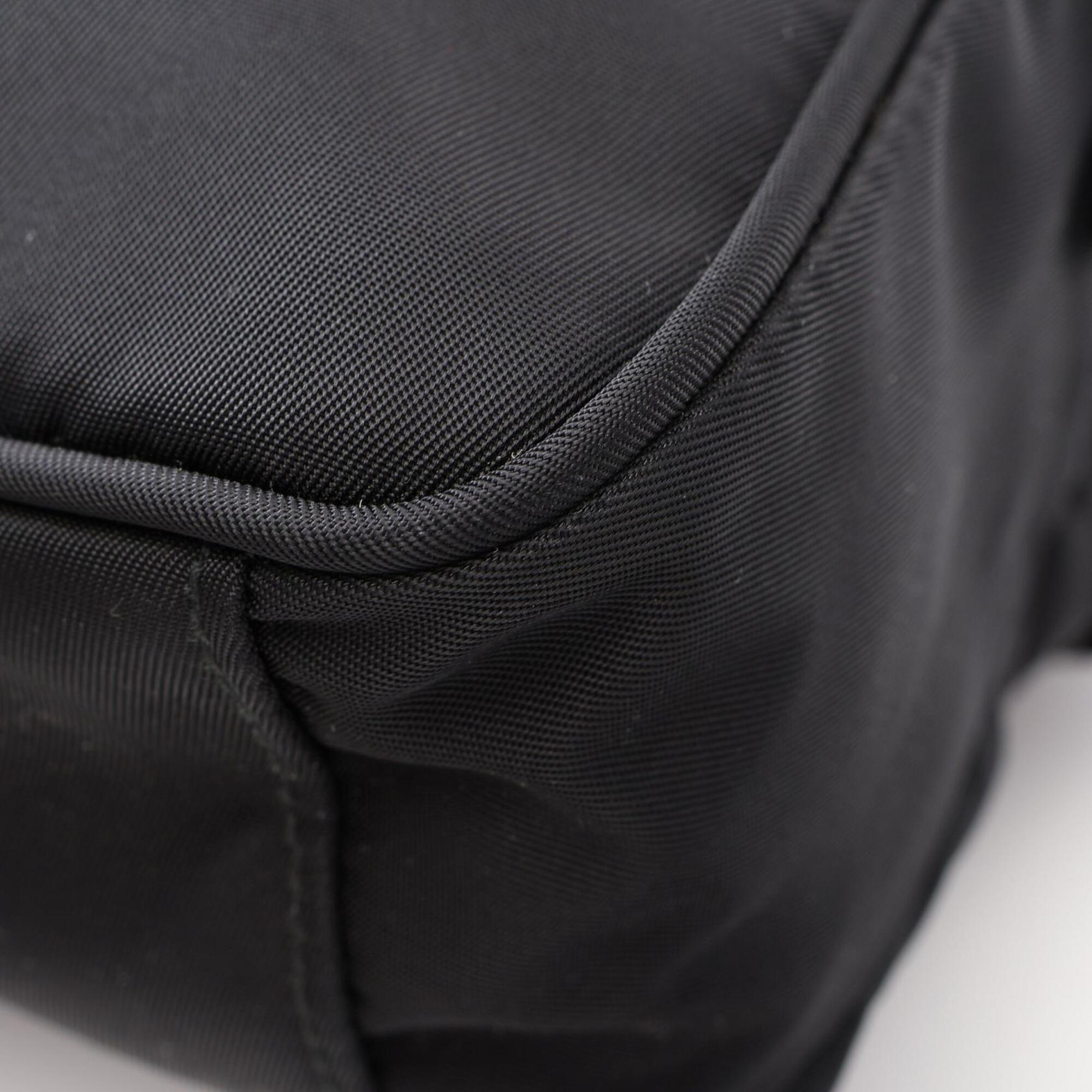 Prada Black Nylon Fanny Pack Handbag (Pre-Owned)