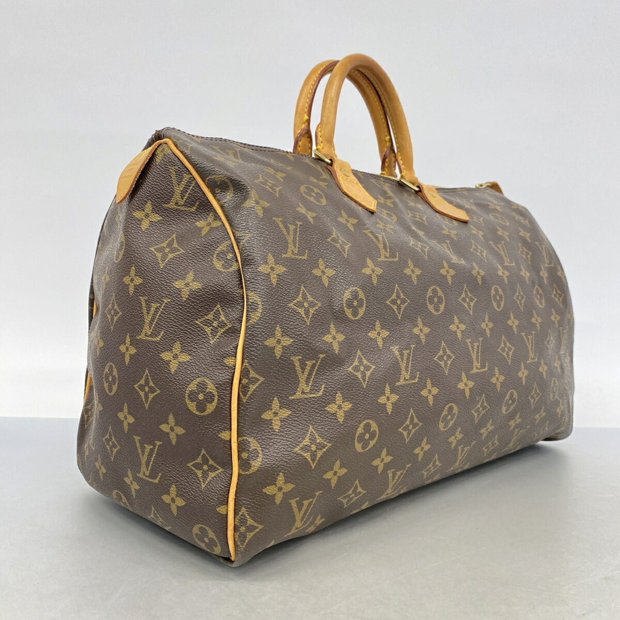 Louis Vuitton Brown Handbag (Pre-Owned)