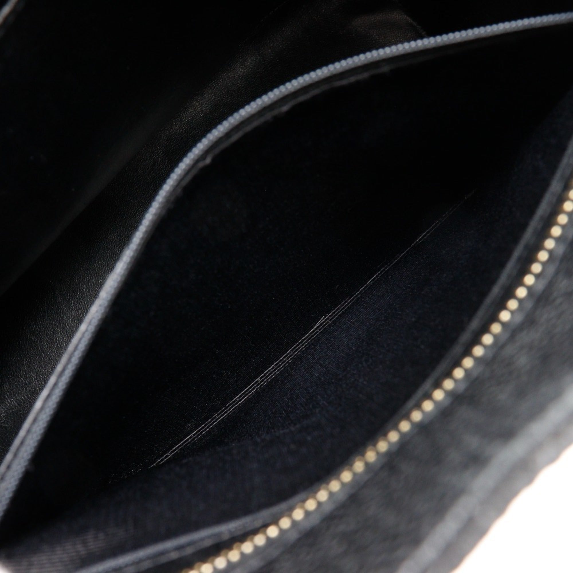 Chanel Matelasse Black Grained Calfskin Tote Bag (Pre-Owned)