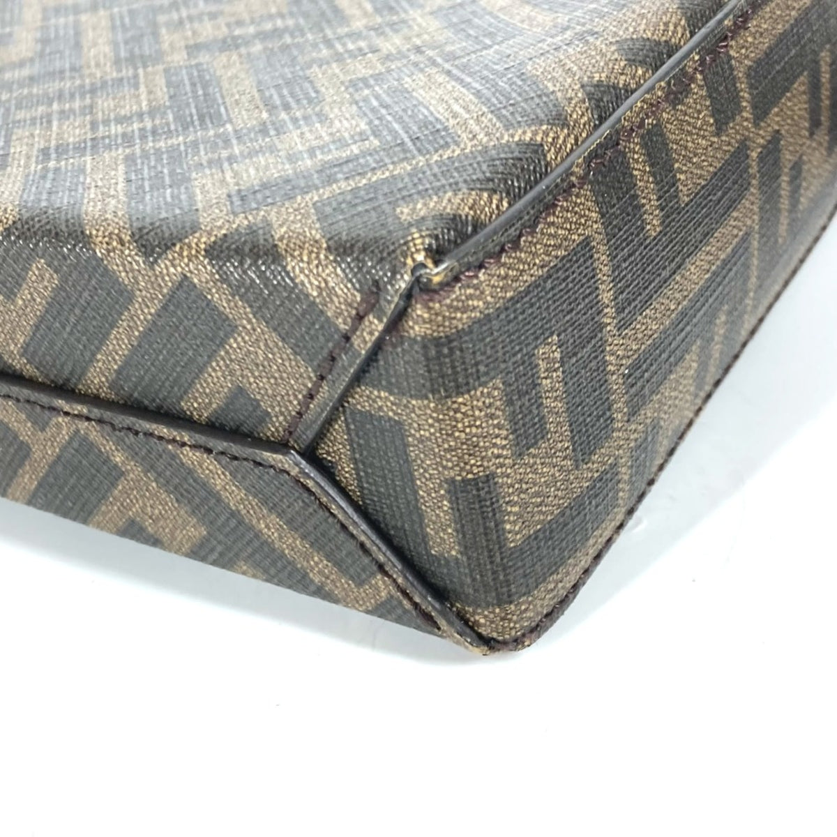 Fendi Brown Leather Clutch Bag (Pre-Owned)