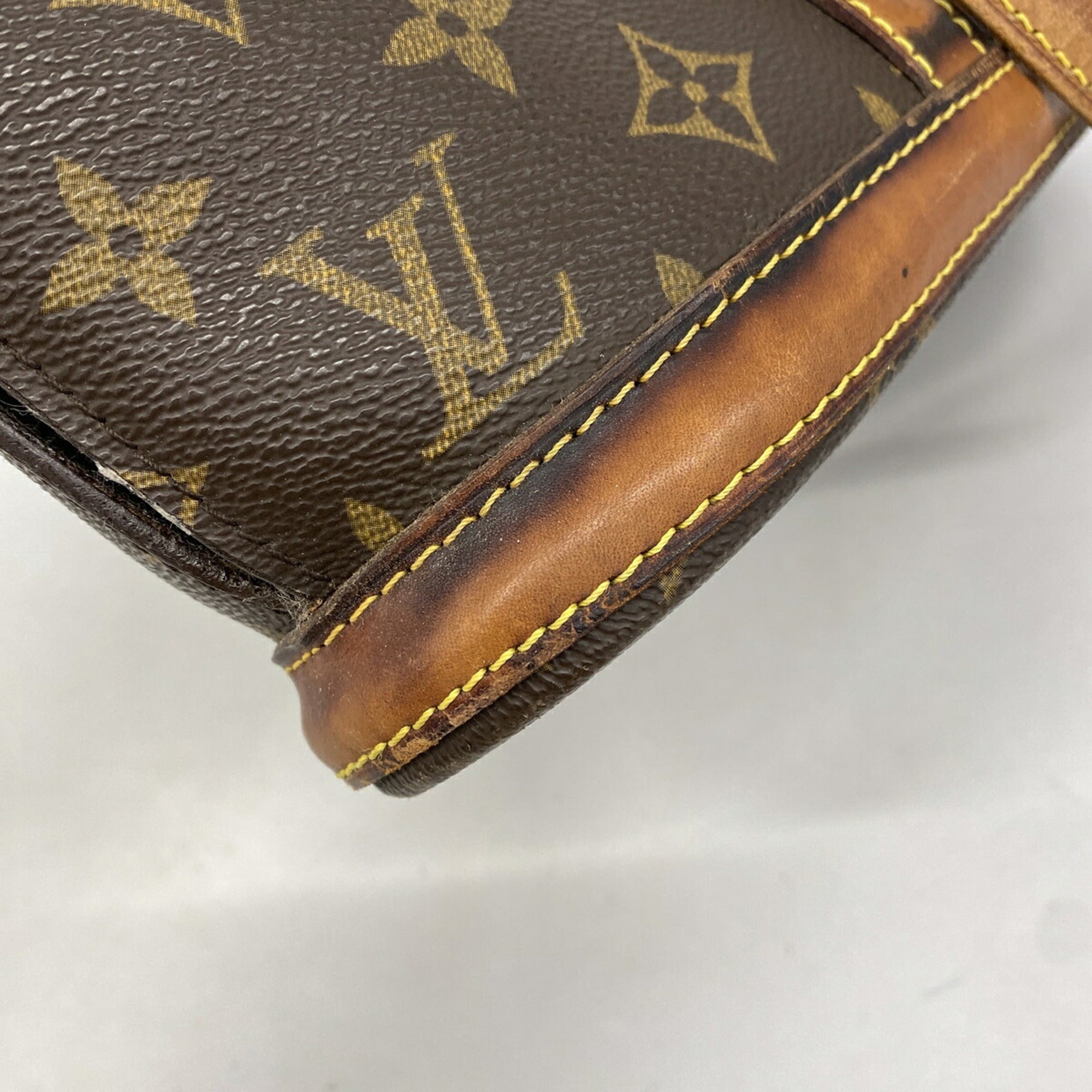Louis Vuitton Brown Tote Bag (Pre-Owned)
